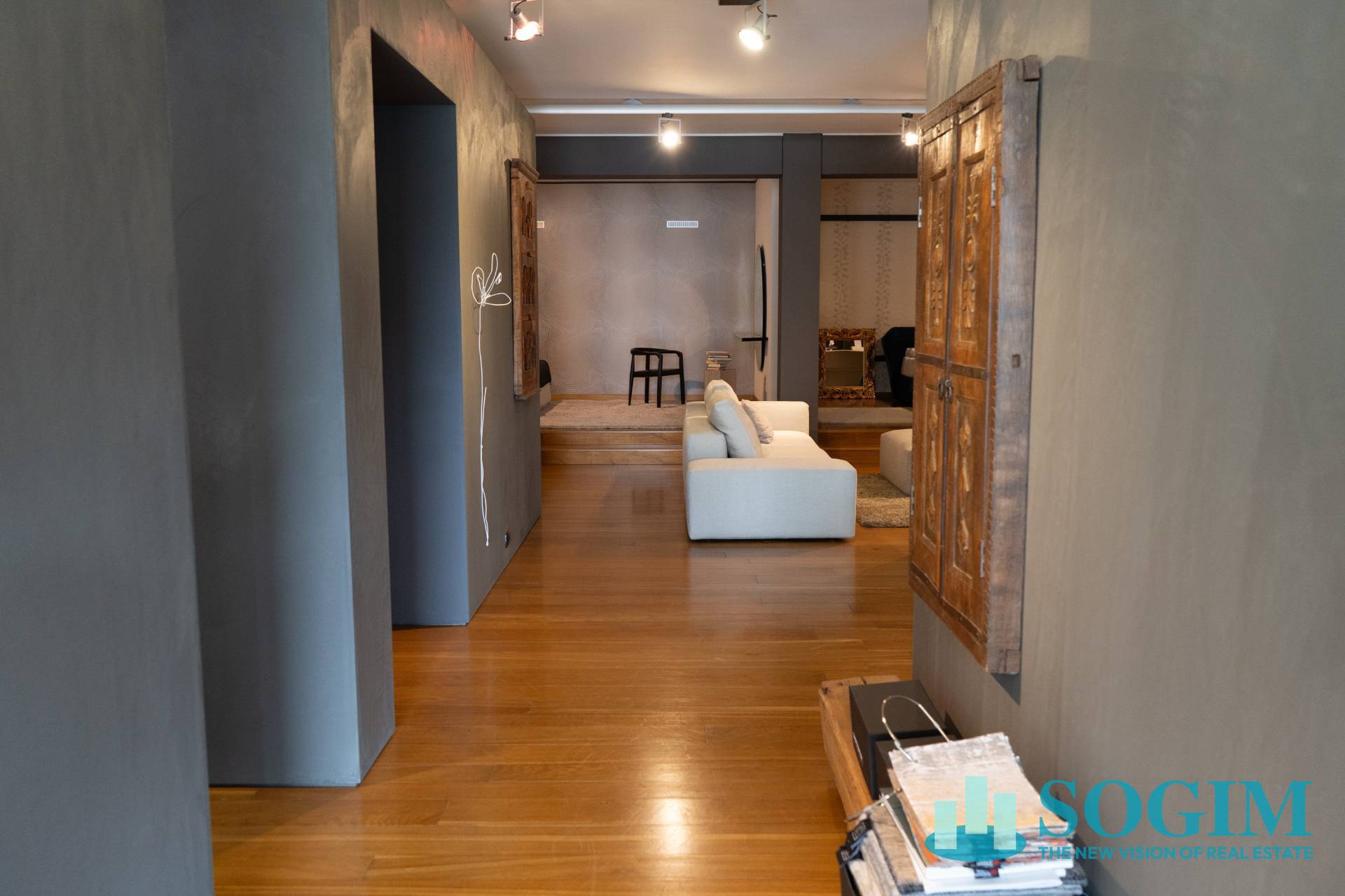 Immobile commerciale in affitto a Alzate Brianza