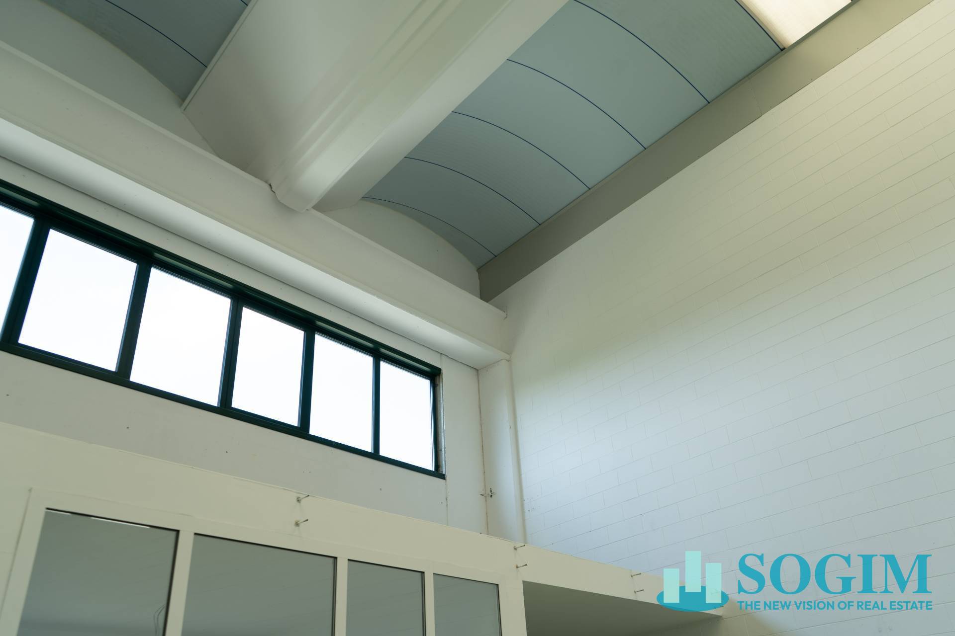 Capannone in vendita a Solbiate con Cagno