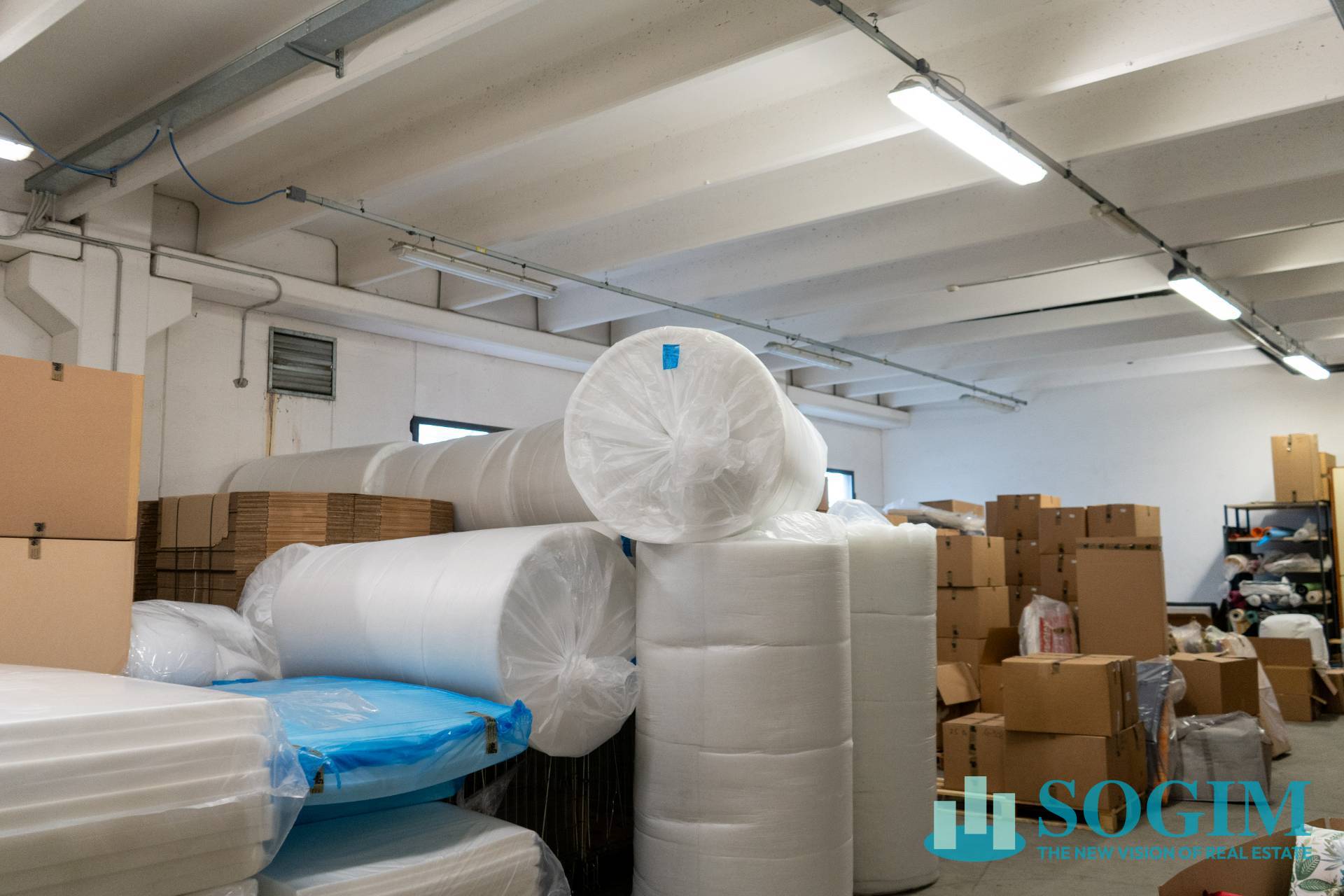 Capannone in vendita a San Fermo della Battaglia