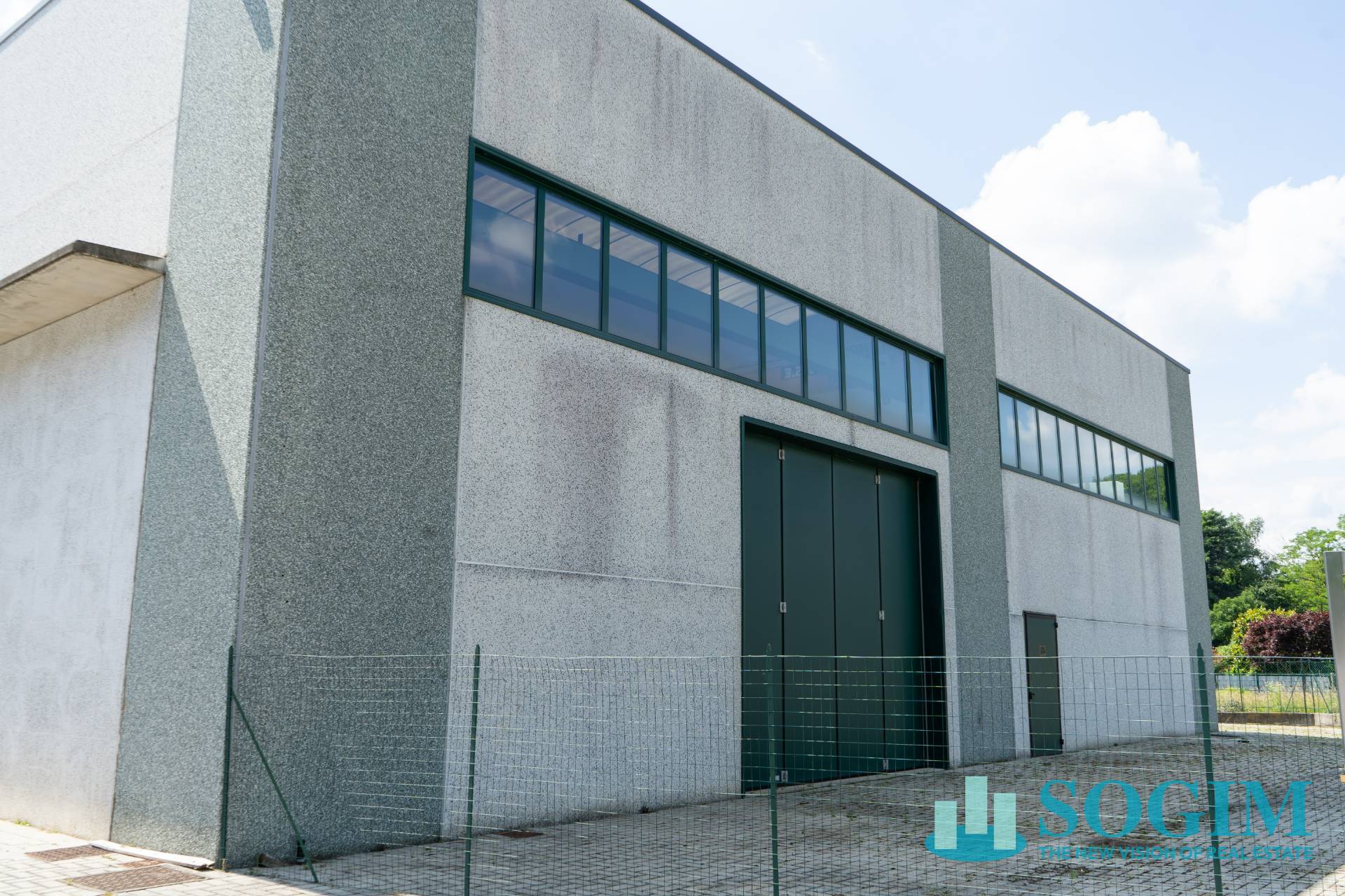 Capannone in vendita a Solbiate con Cagno