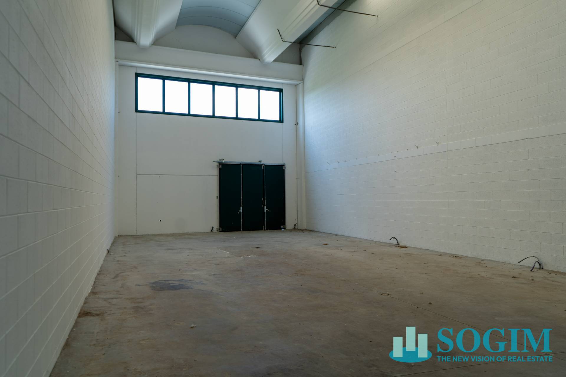 Capannone in vendita a Solbiate con Cagno