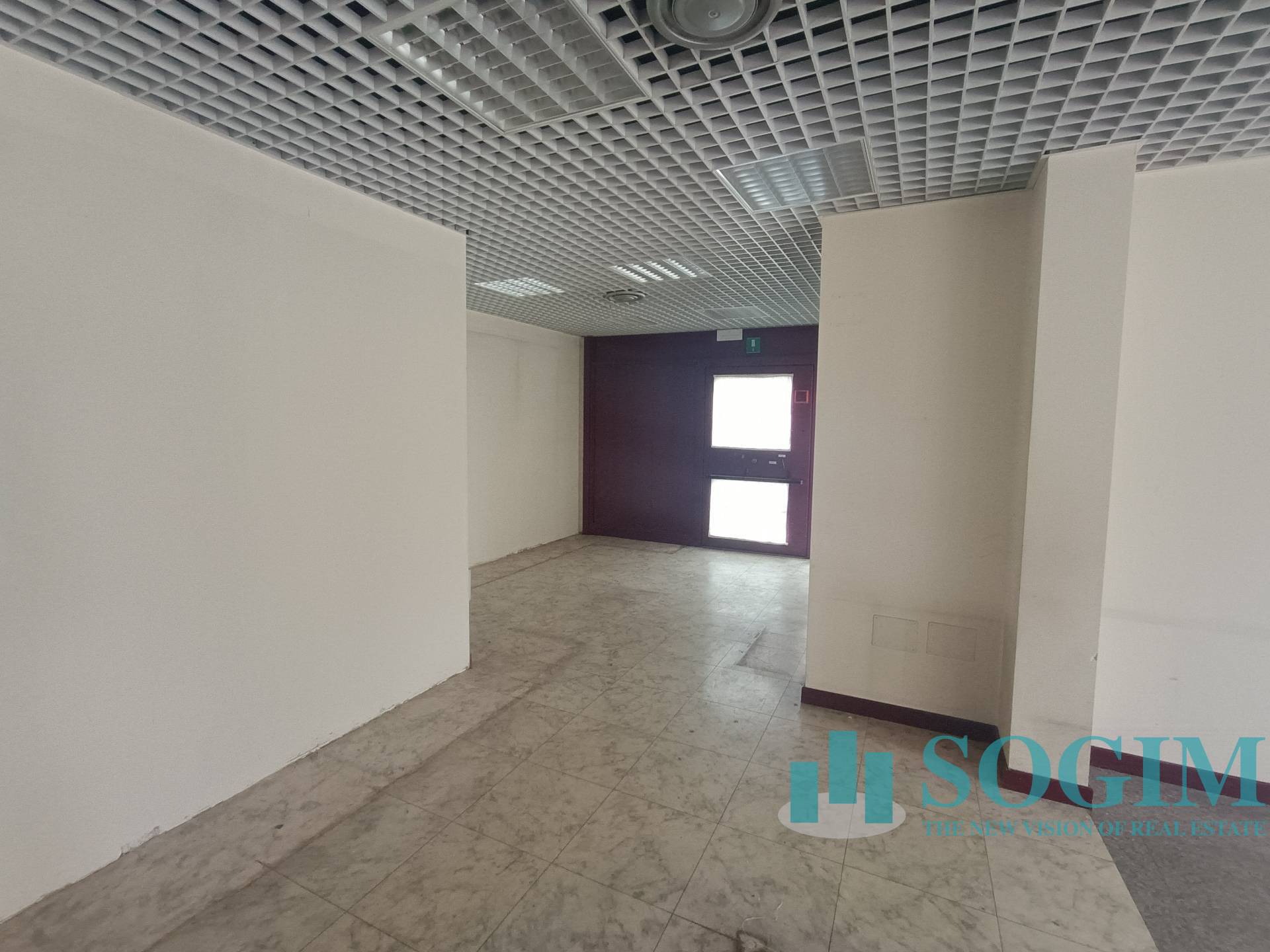 Ufficio in vendita a Lurate Caccivio