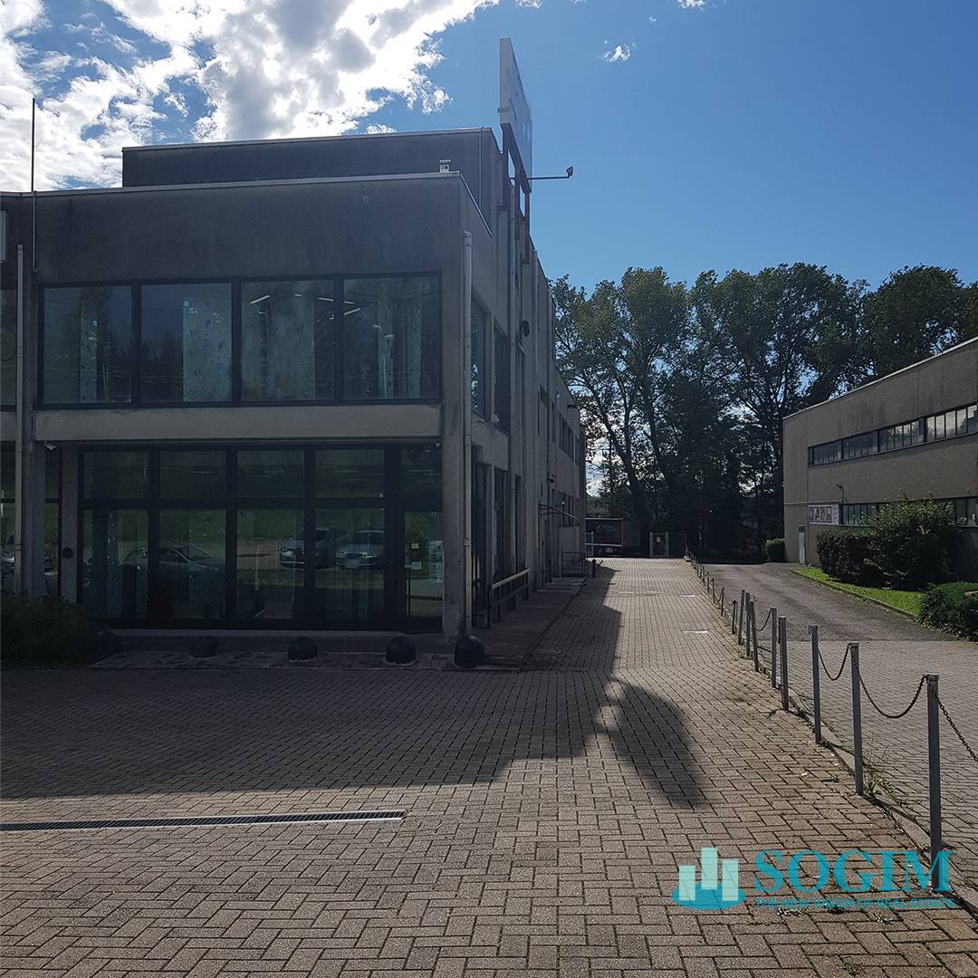 Immobile commerciale in vendita a Villa Guardia