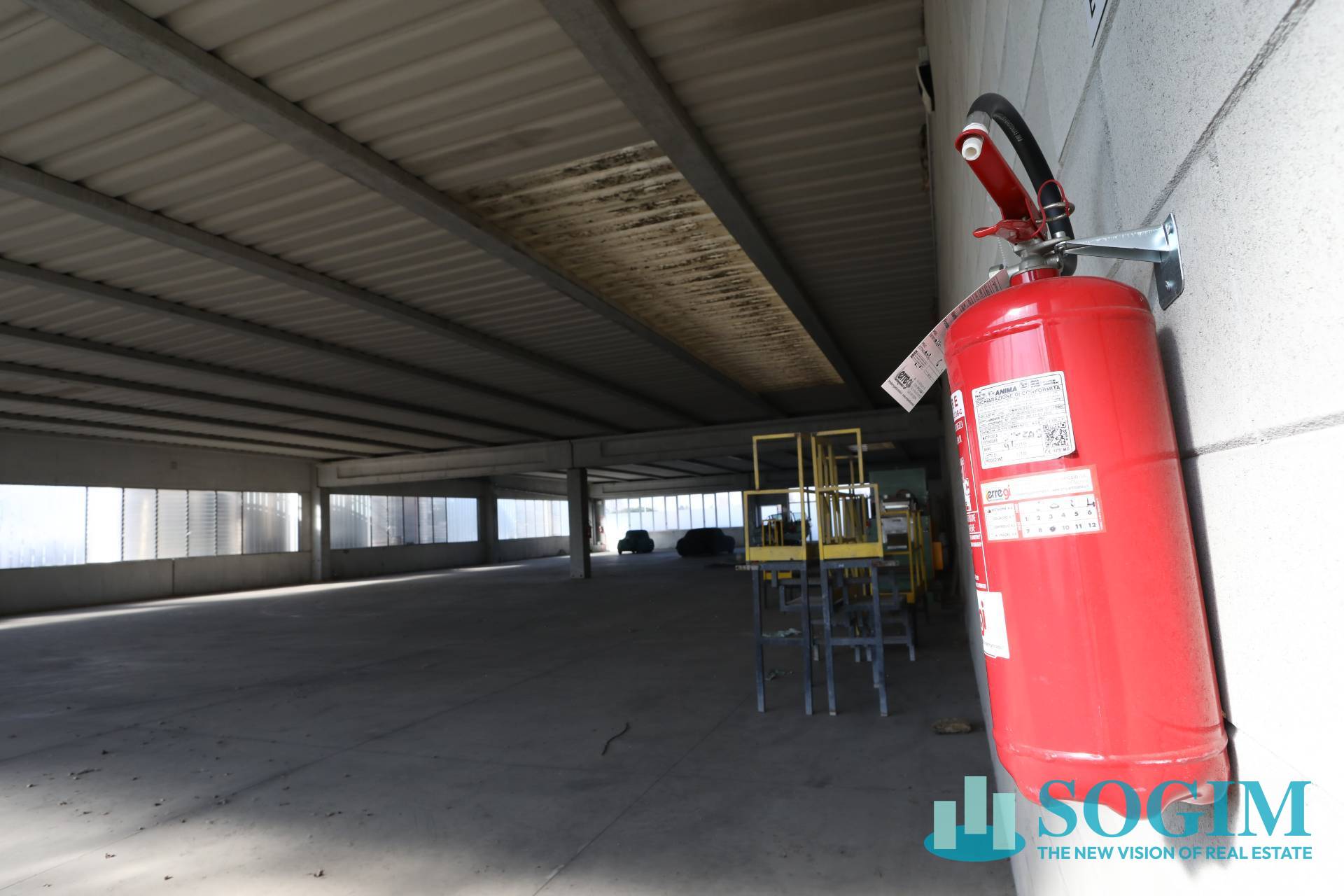 Capannone in vendita a Mozzate