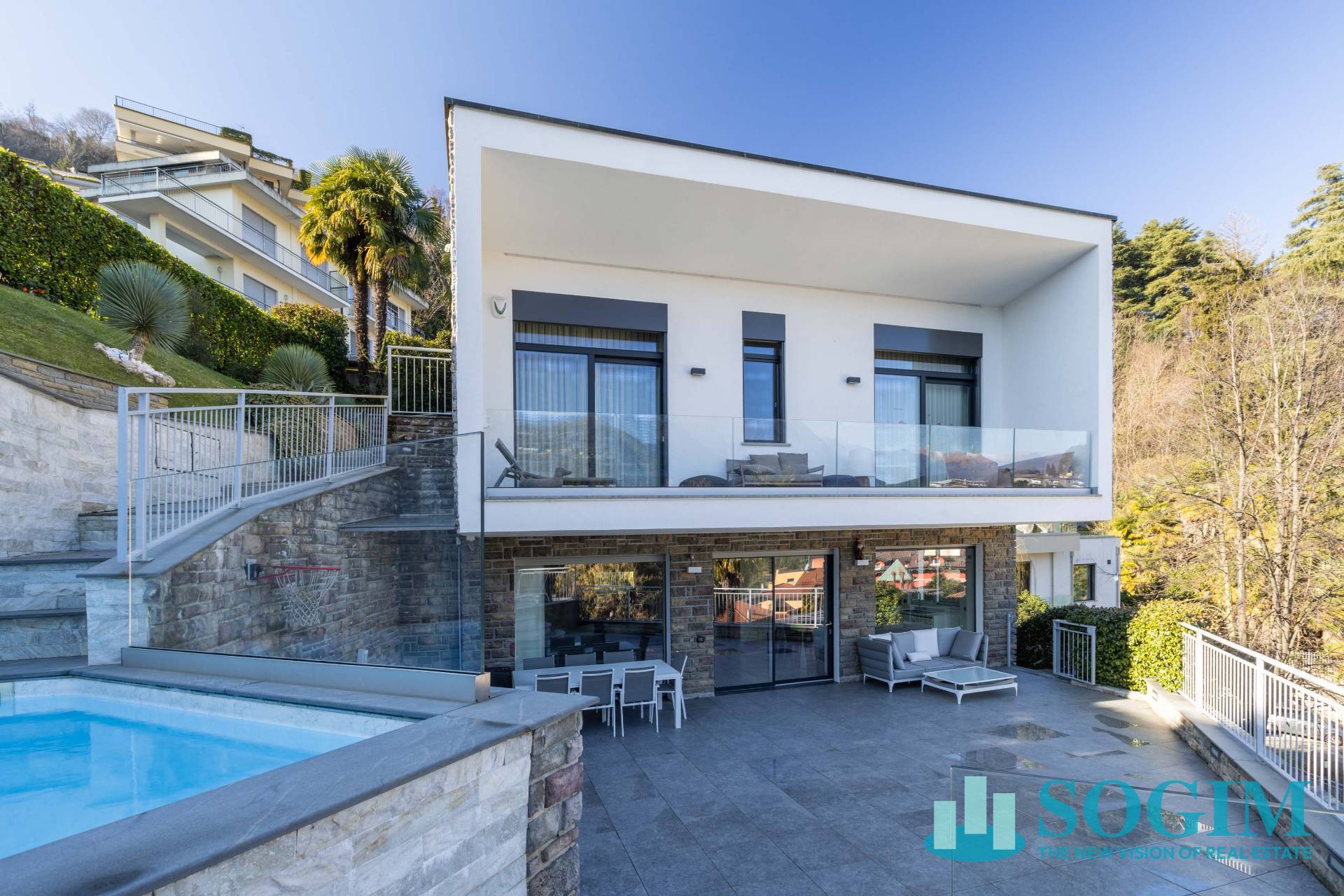 Villa in vendita a Como