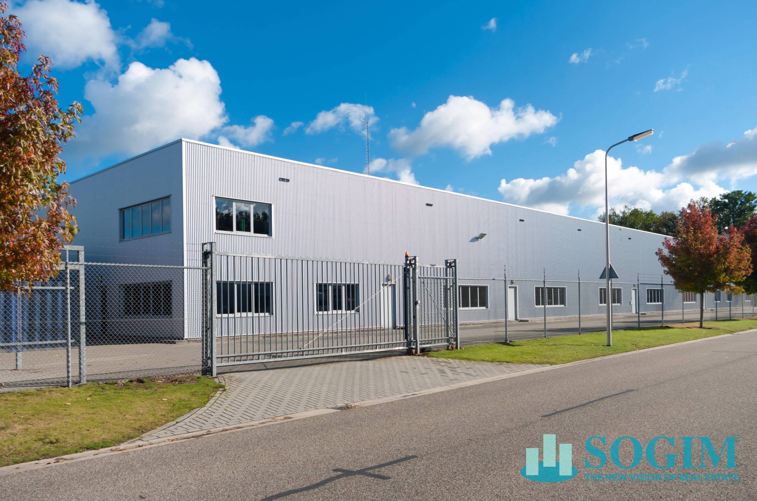 Deposito/Magazzino in vendita a Como, Borghi