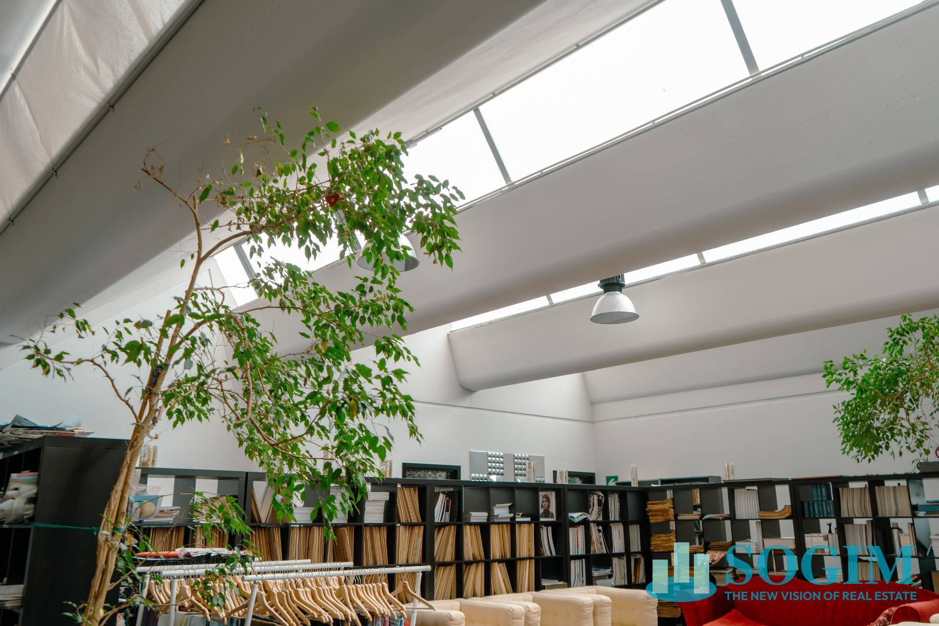 Capannone in vendita a Bulgarograsso