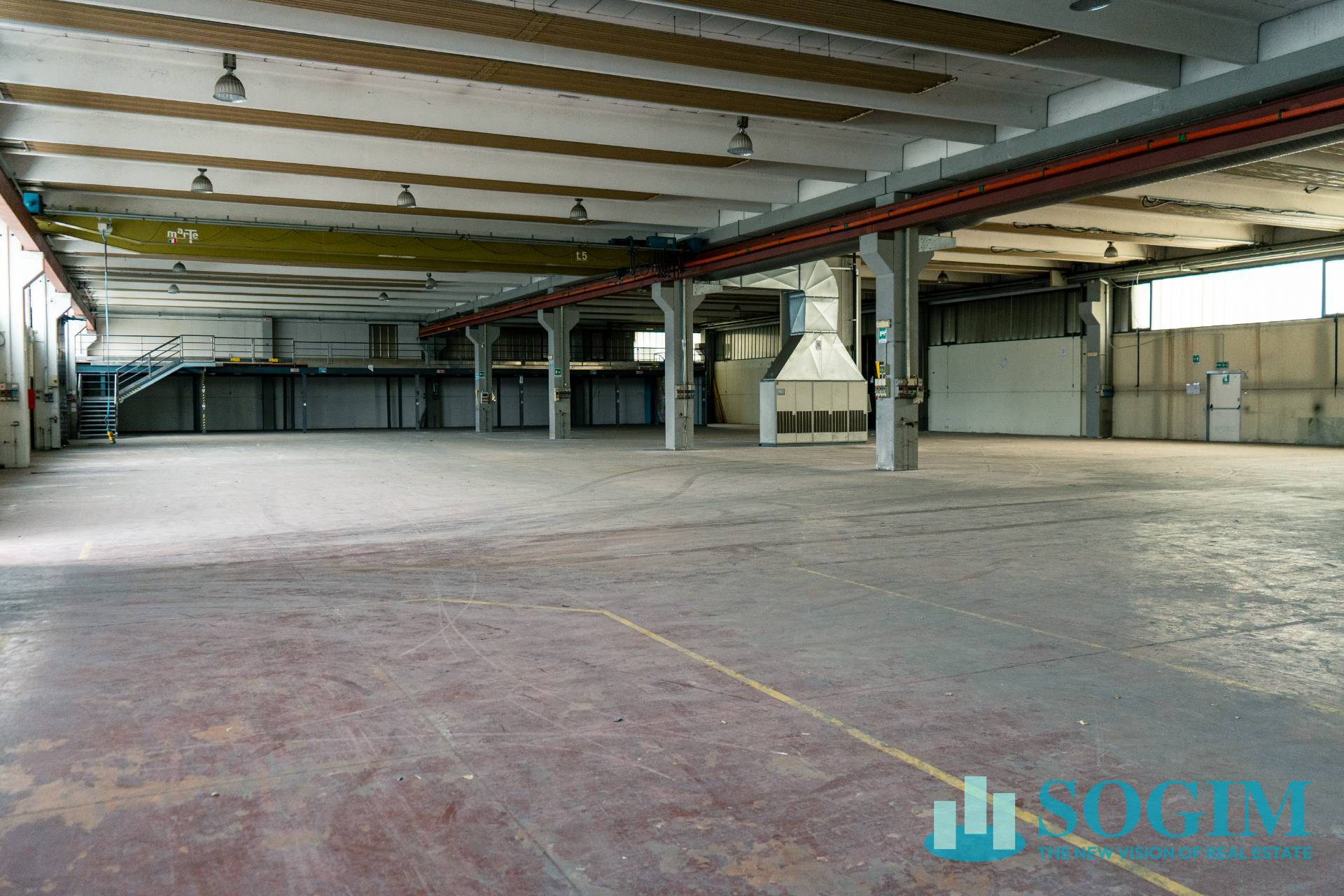 Capannone in affitto a Lurate Caccivio