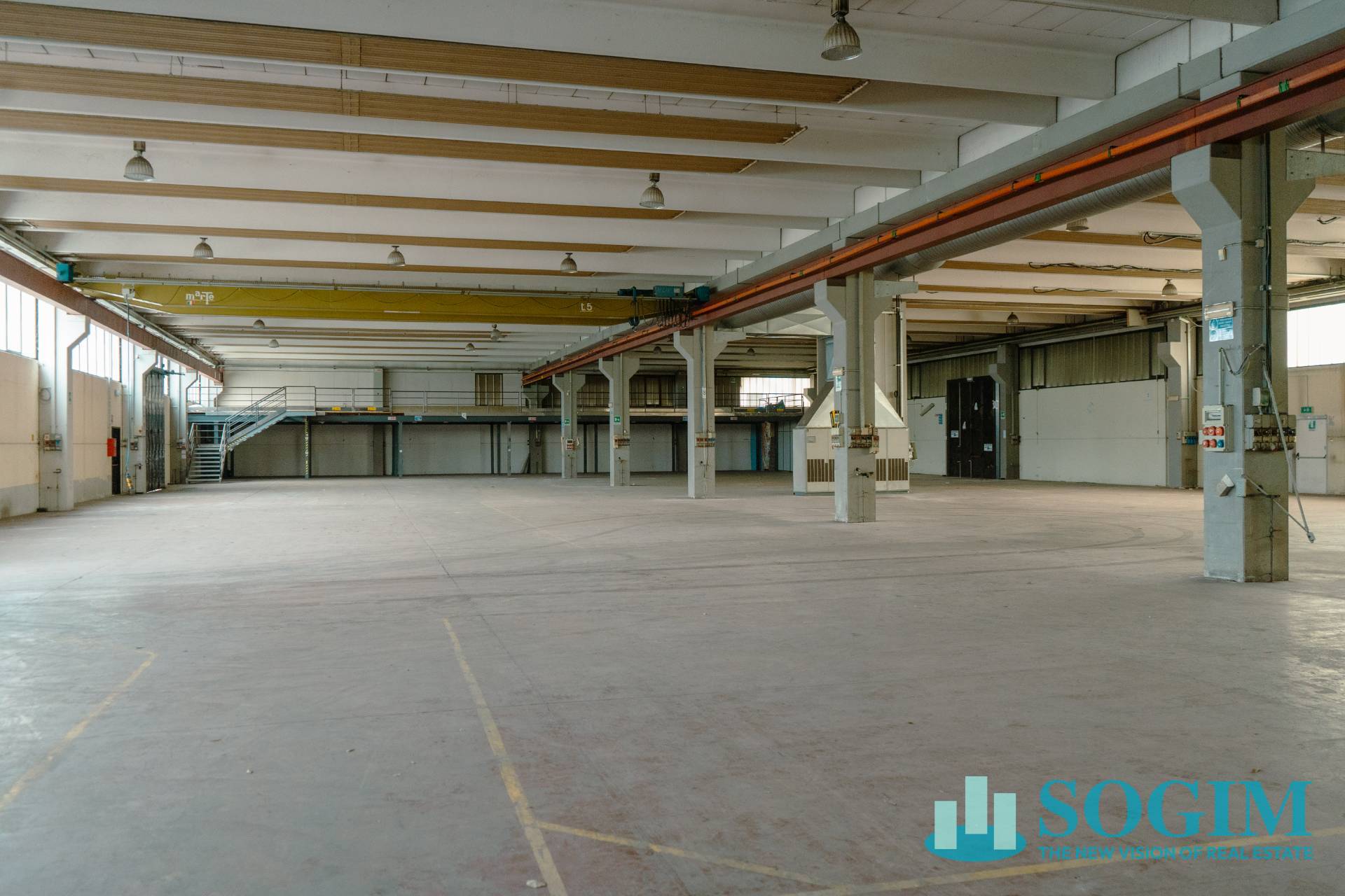 Capannone in affitto a Lurate Caccivio