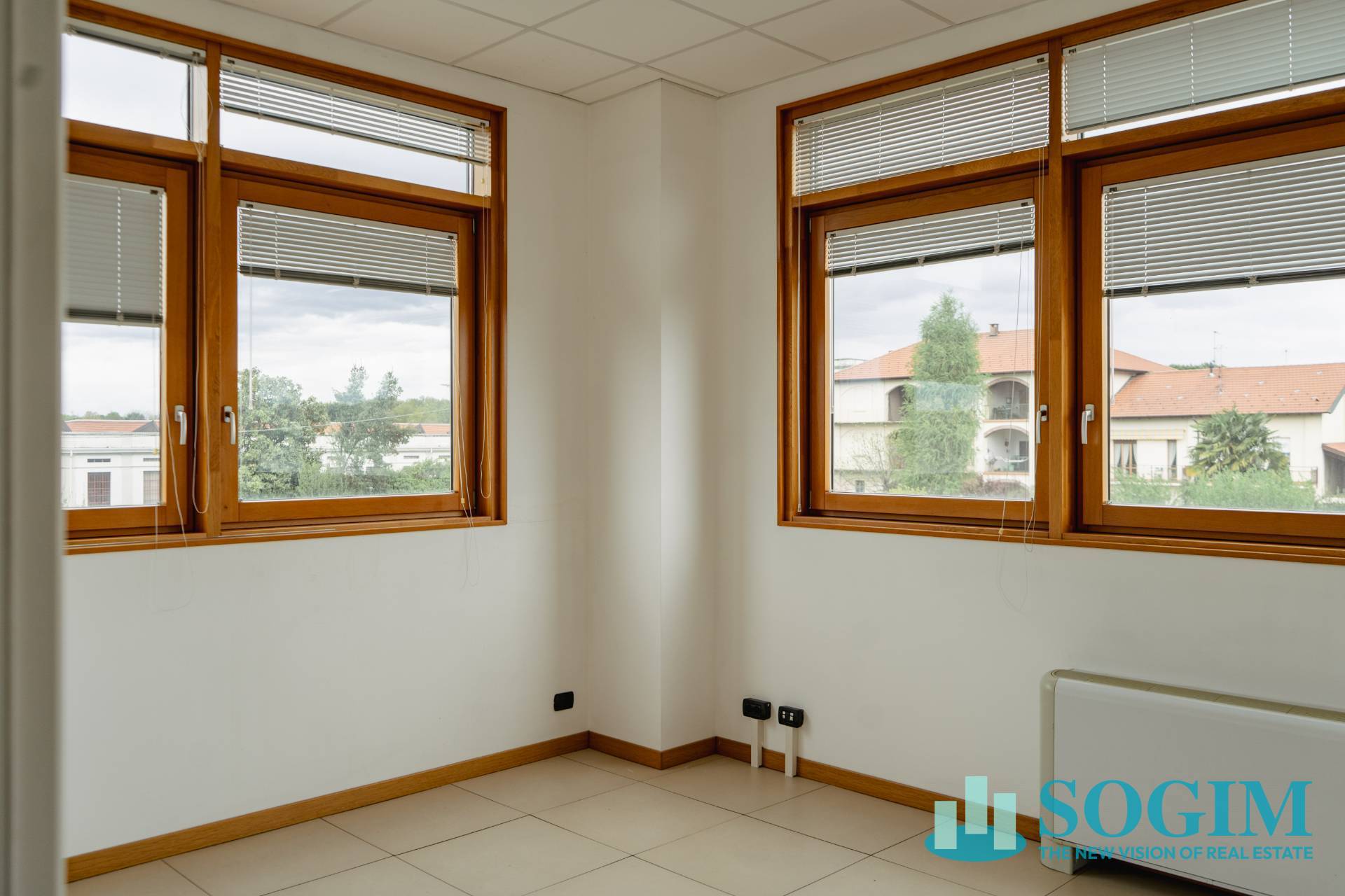 Ufficio in affitto a Fenegr