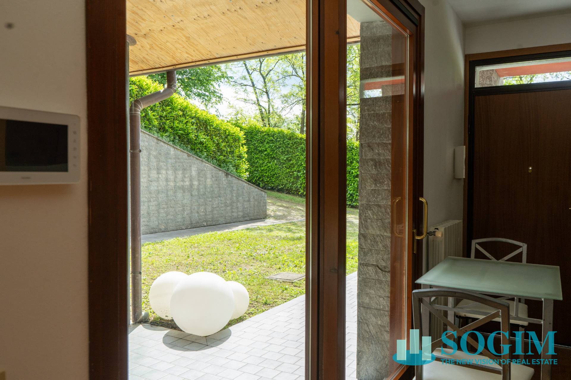 Appartamento in vendita a Eupilio