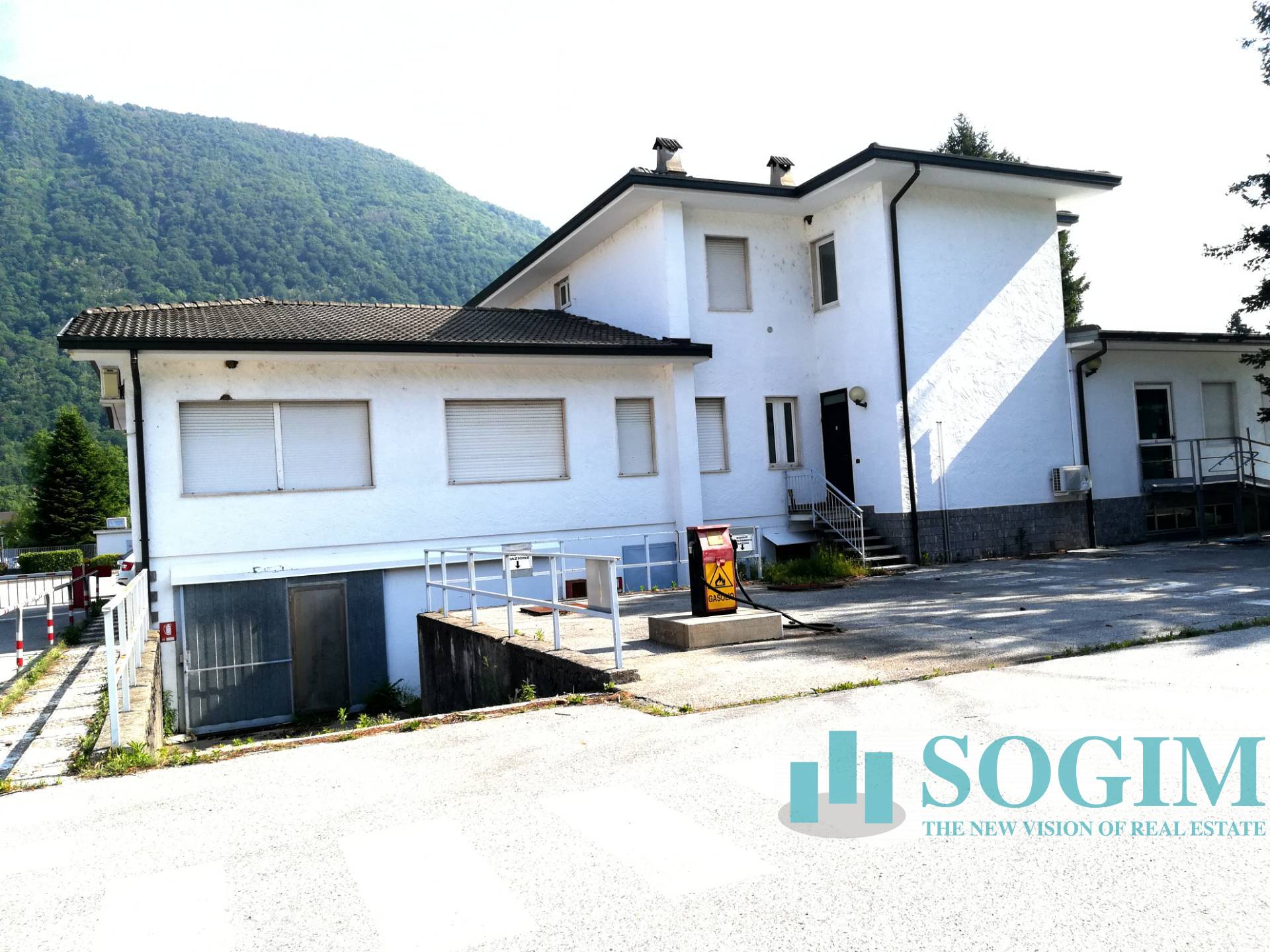 Capannone in vendita a Cittiglio