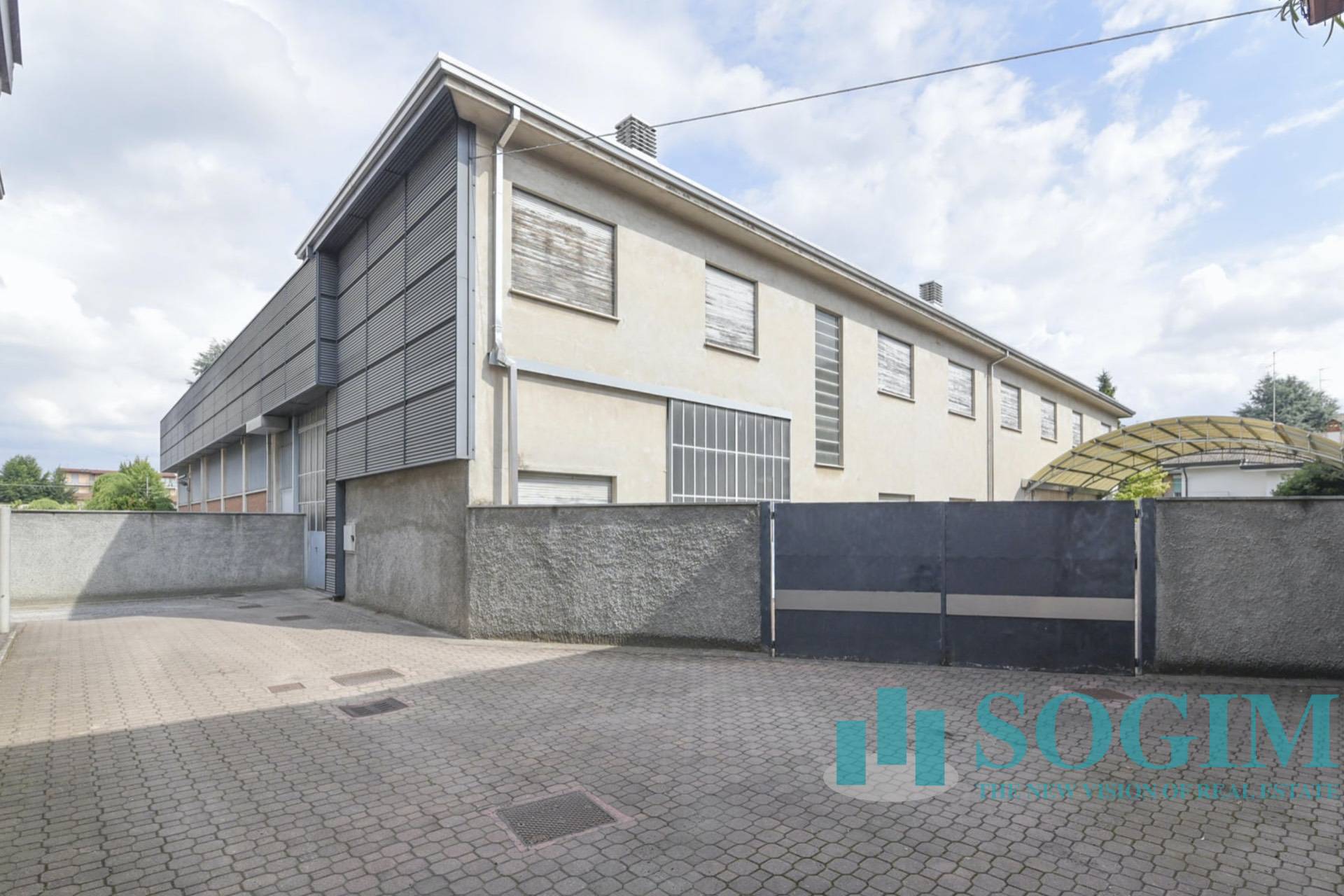 Capannone in vendita a Cant