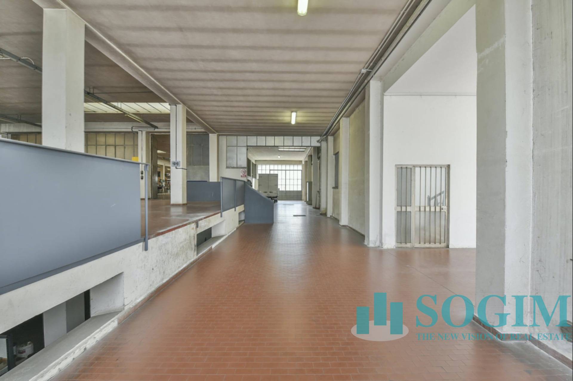 Capannone in vendita a Cant