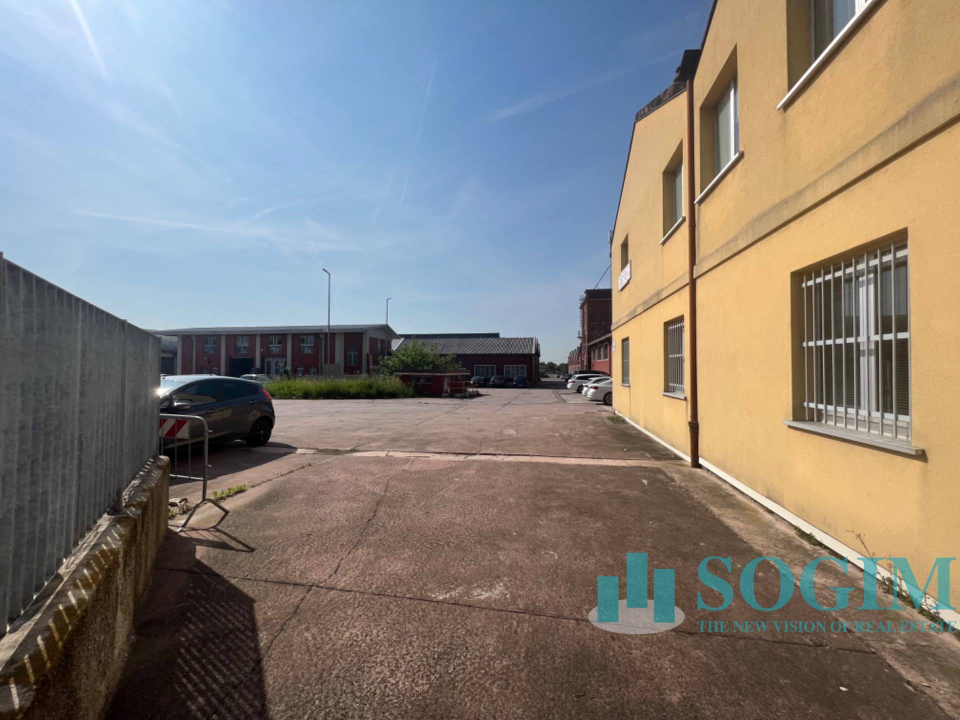 Ufficio in affitto a Bregnano