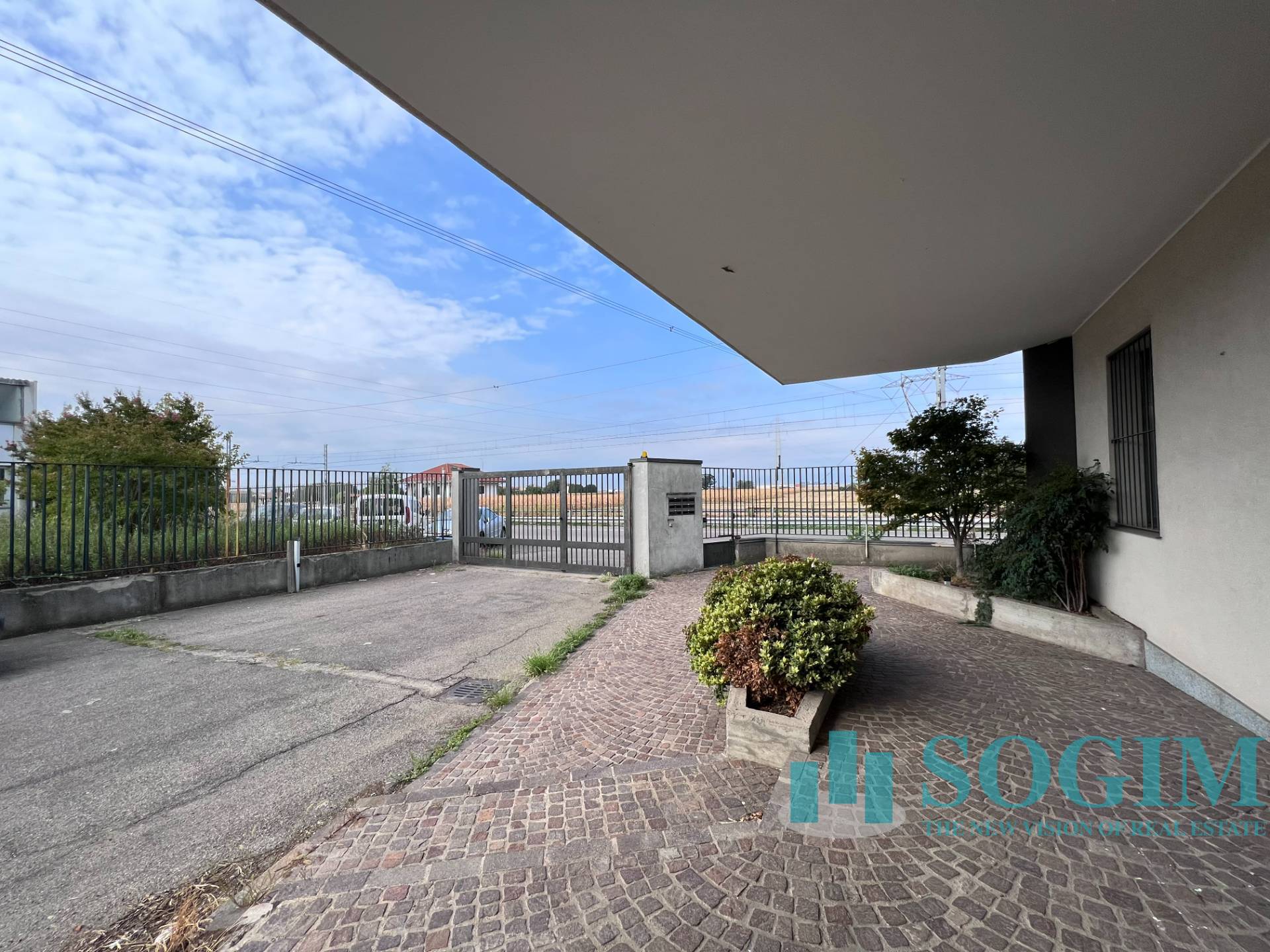 Ufficio in vendita a Rovello Porro