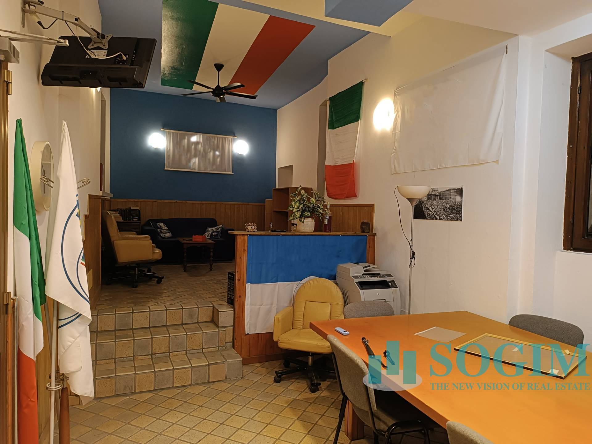 Negozio in vendita a Cadorago