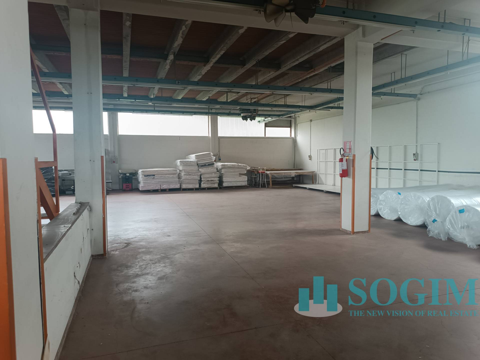 Capannone in affitto a Olgiate Comasco