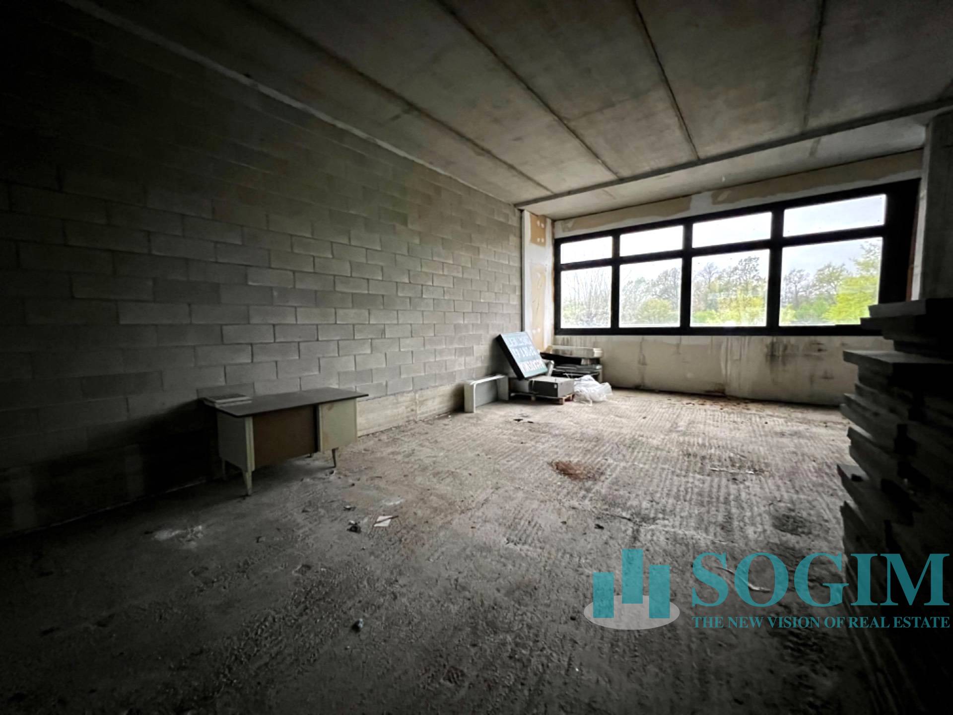 Deposito/Magazzino in vendita a Senna Comasco