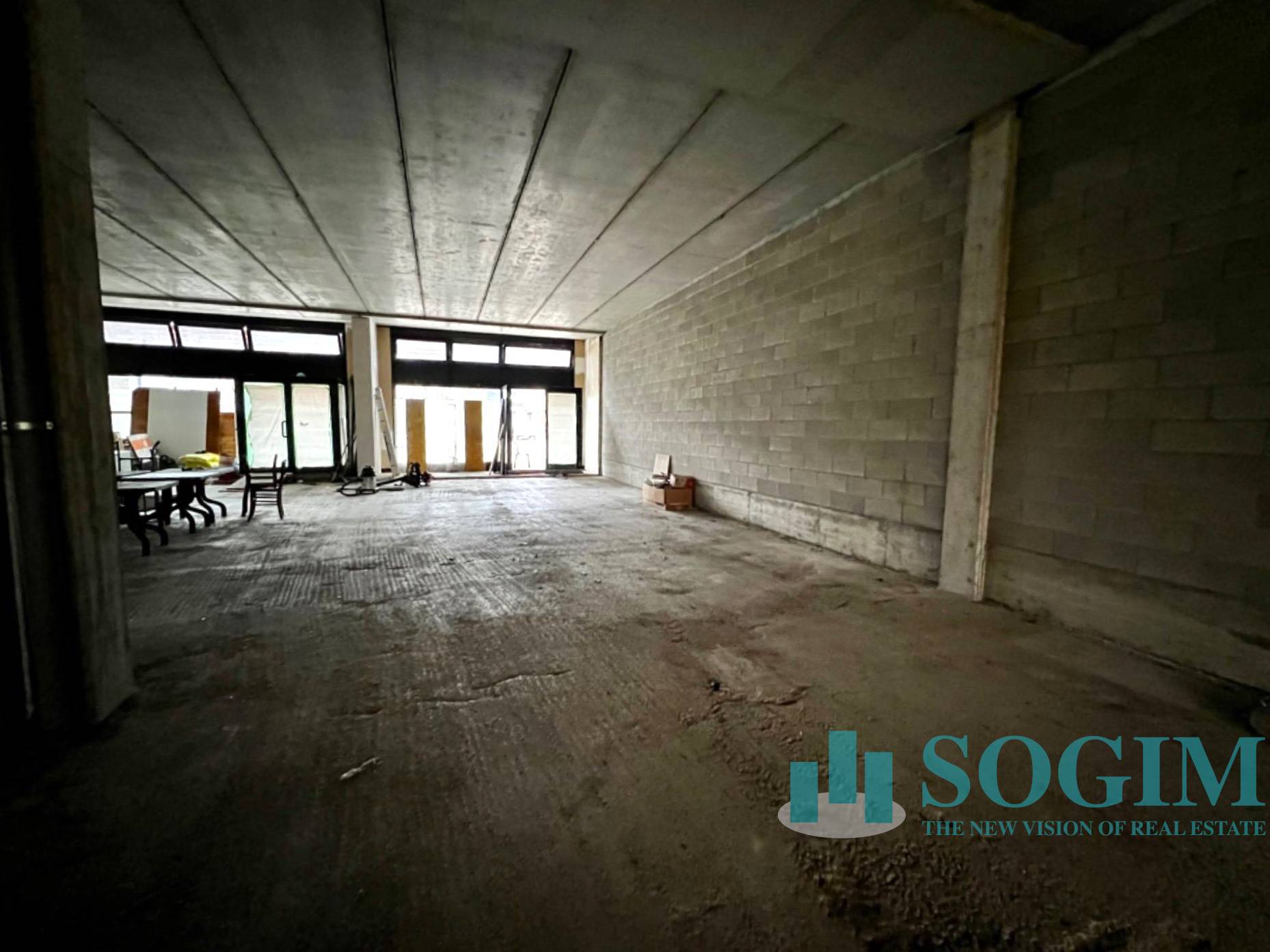 Deposito/Magazzino in vendita a Senna Comasco