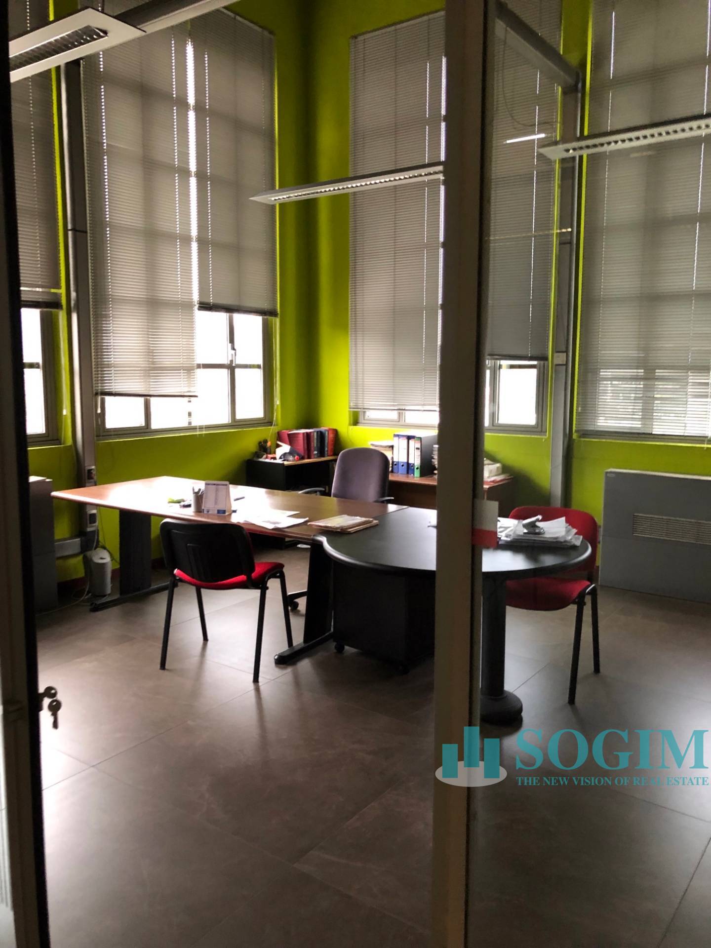 Ufficio in affitto a Como, Tavernola