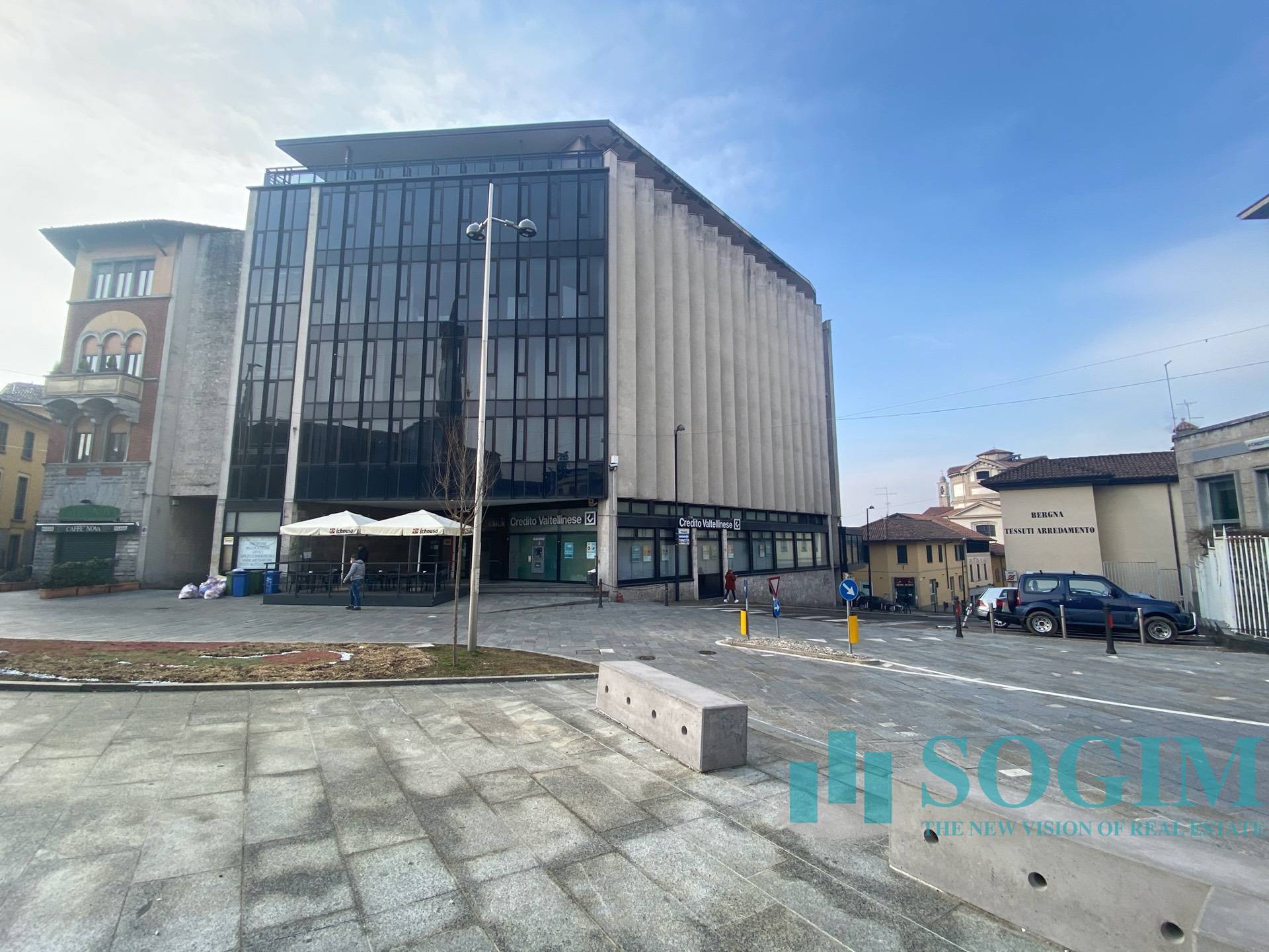 Ufficio in affitto a Cant