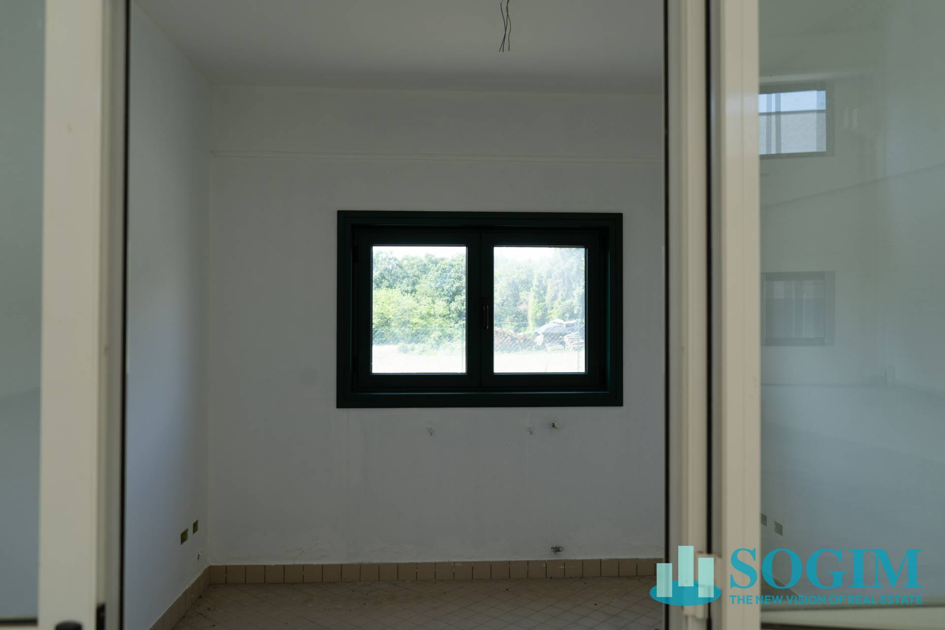 Capannone in vendita a Solbiate con Cagno