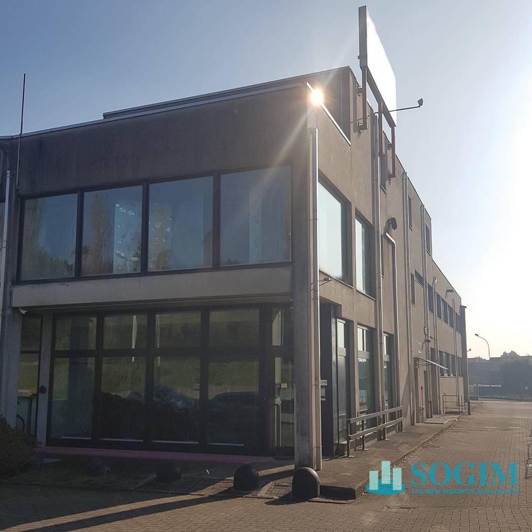 Immobile commerciale in vendita a Villa Guardia