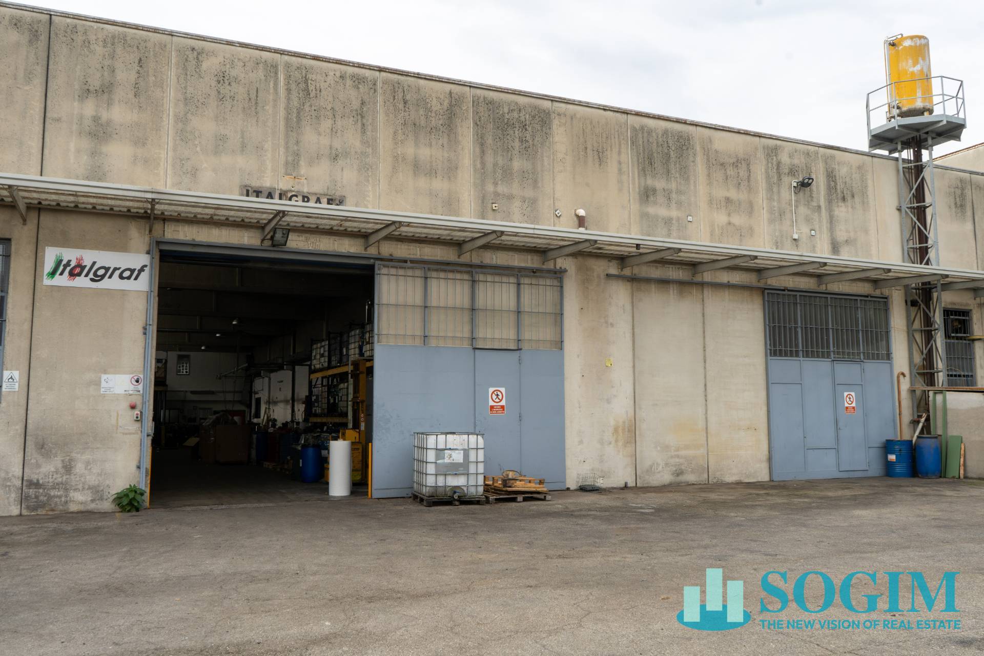 Capannone in vendita a Mozzate