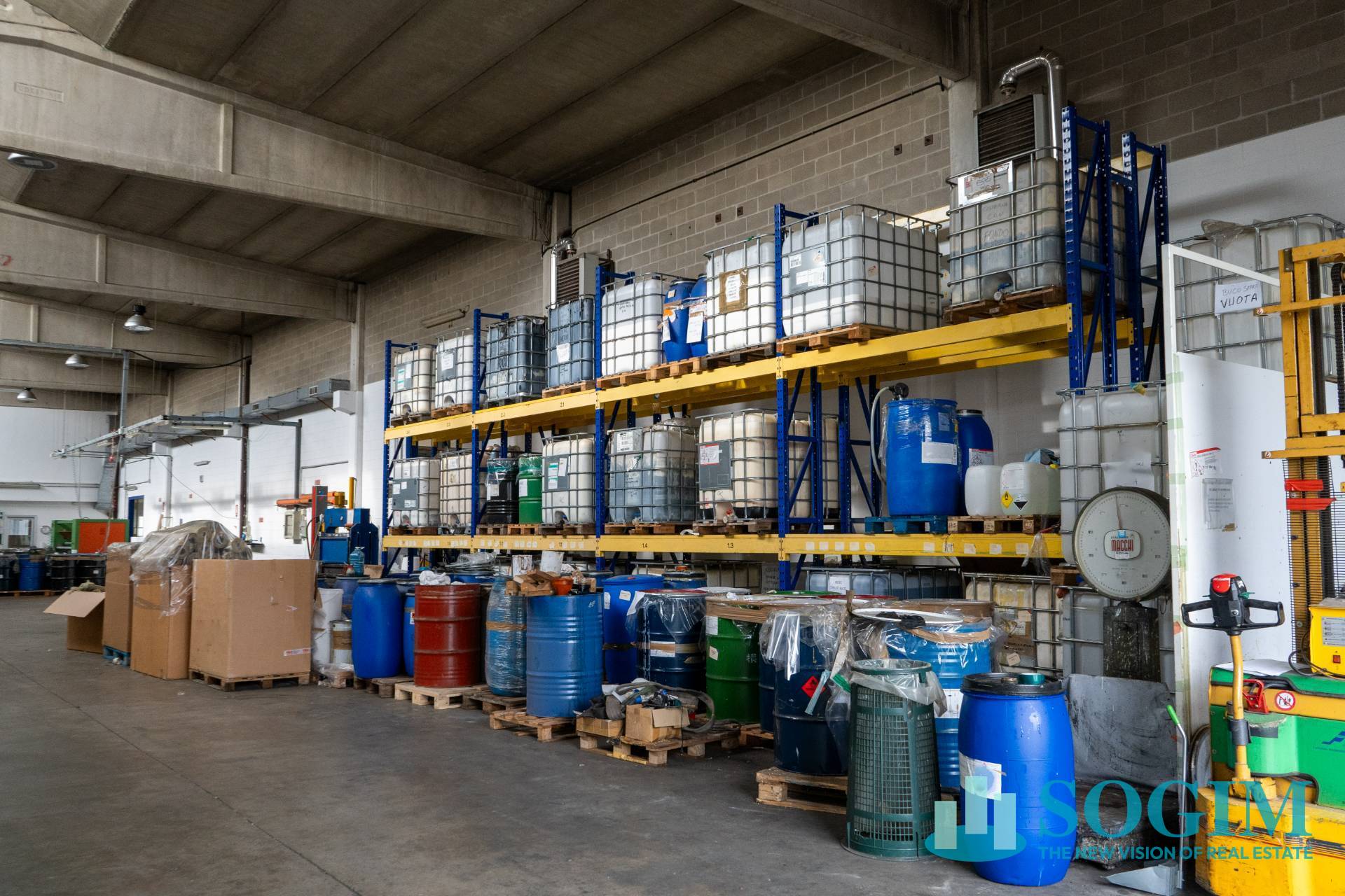 Capannone in vendita a Mozzate