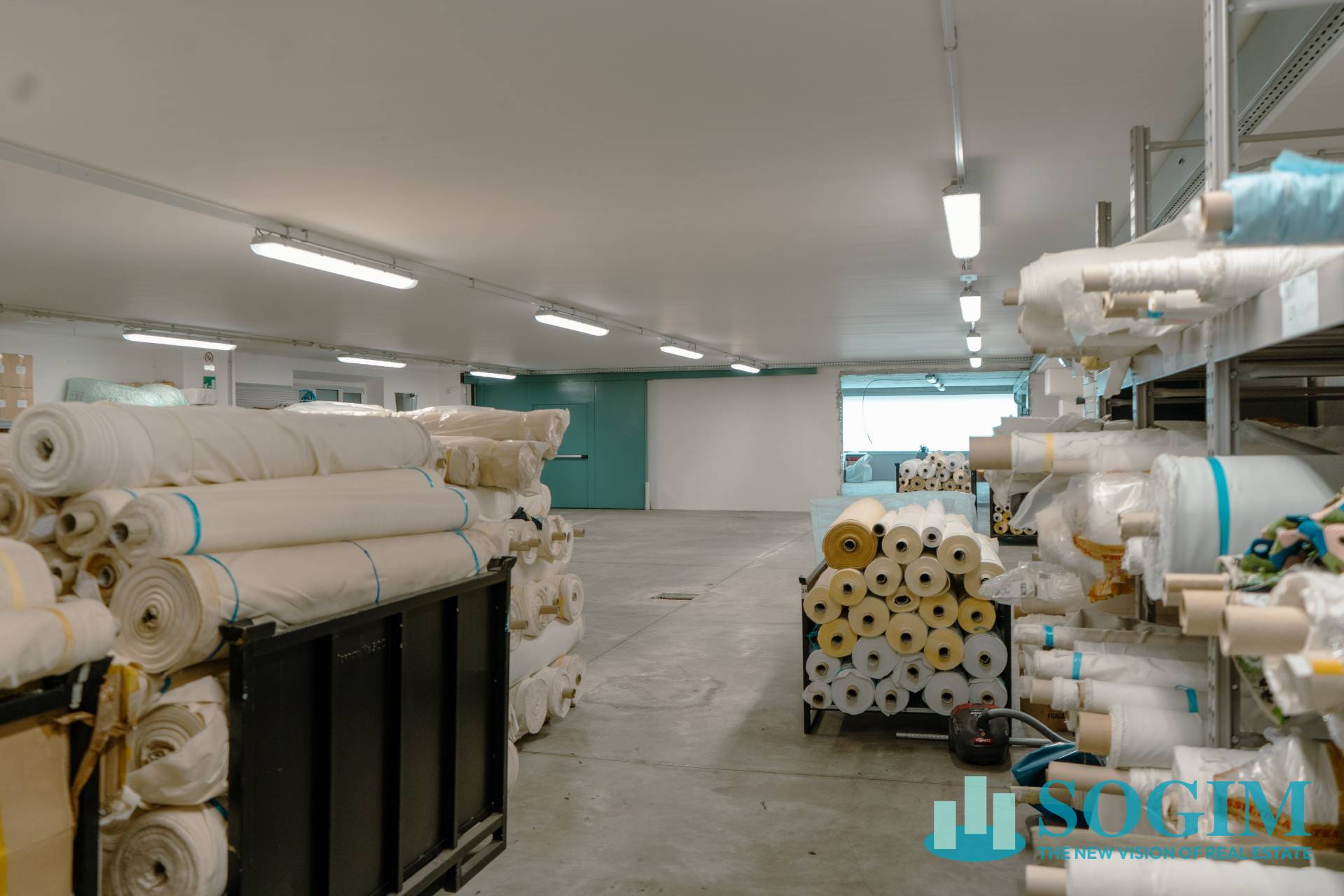 Capannone in vendita a Bulgarograsso