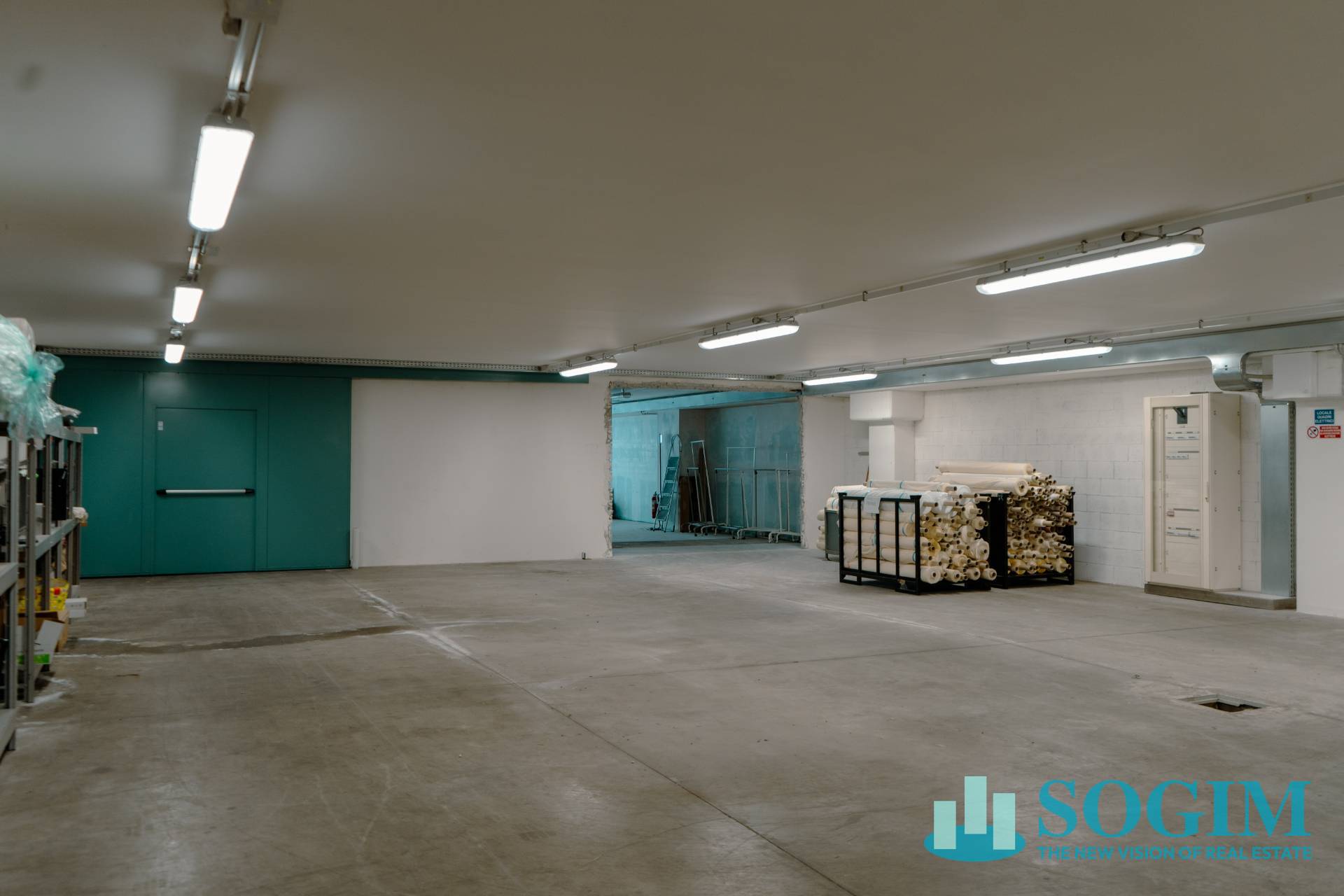 Capannone in vendita a Bulgarograsso