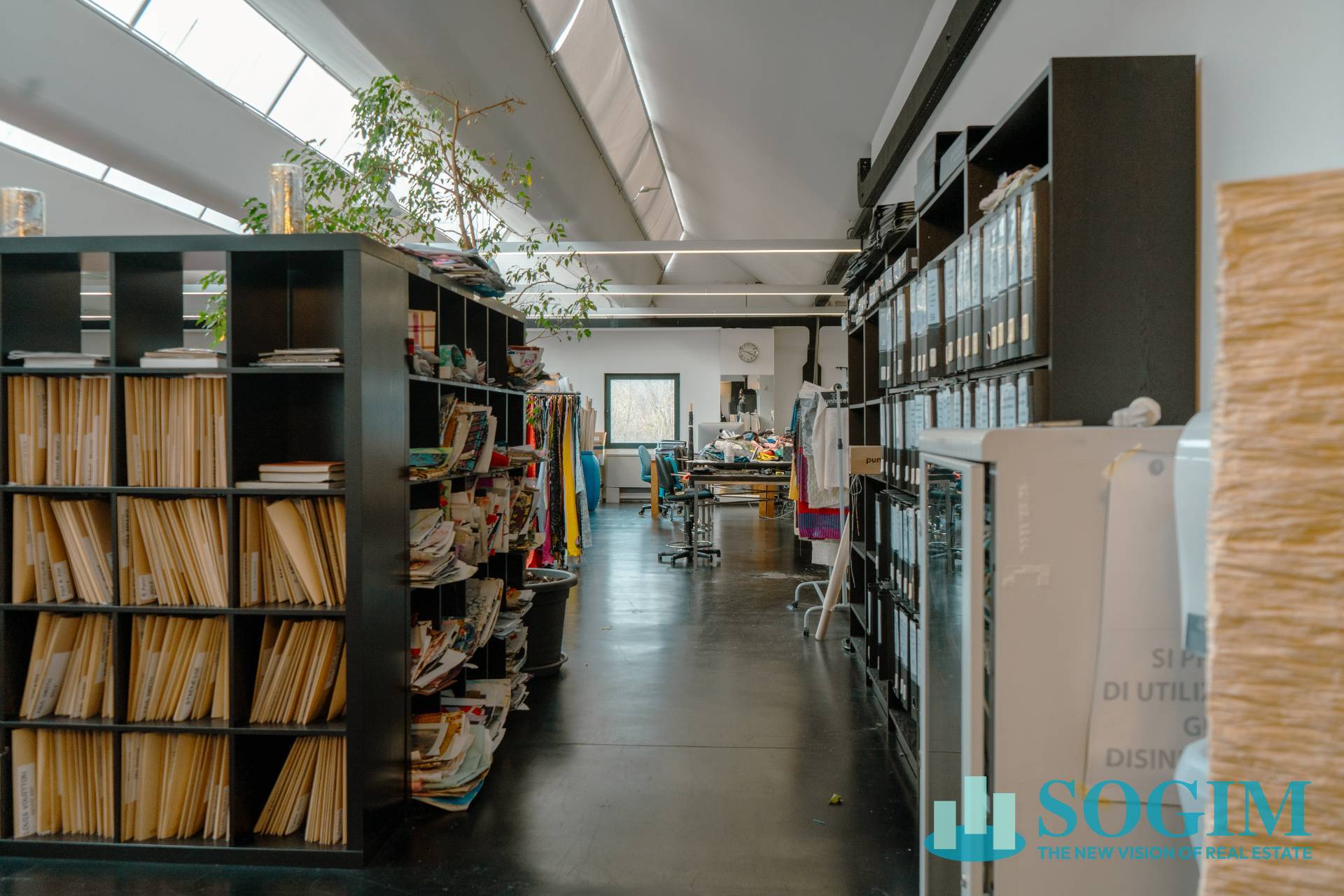 Capannone in vendita a Bulgarograsso