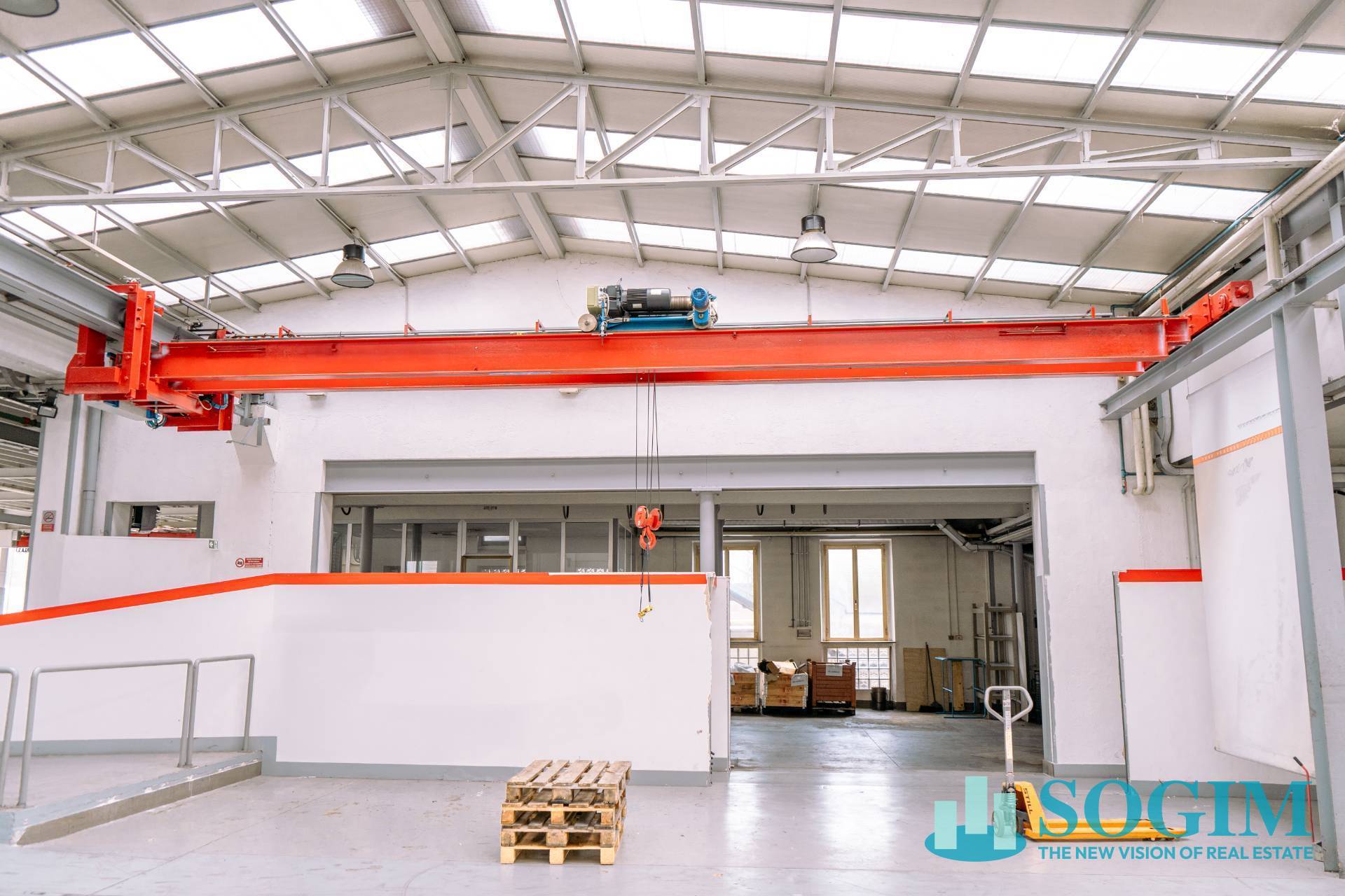 Capannone in affitto a Arosio