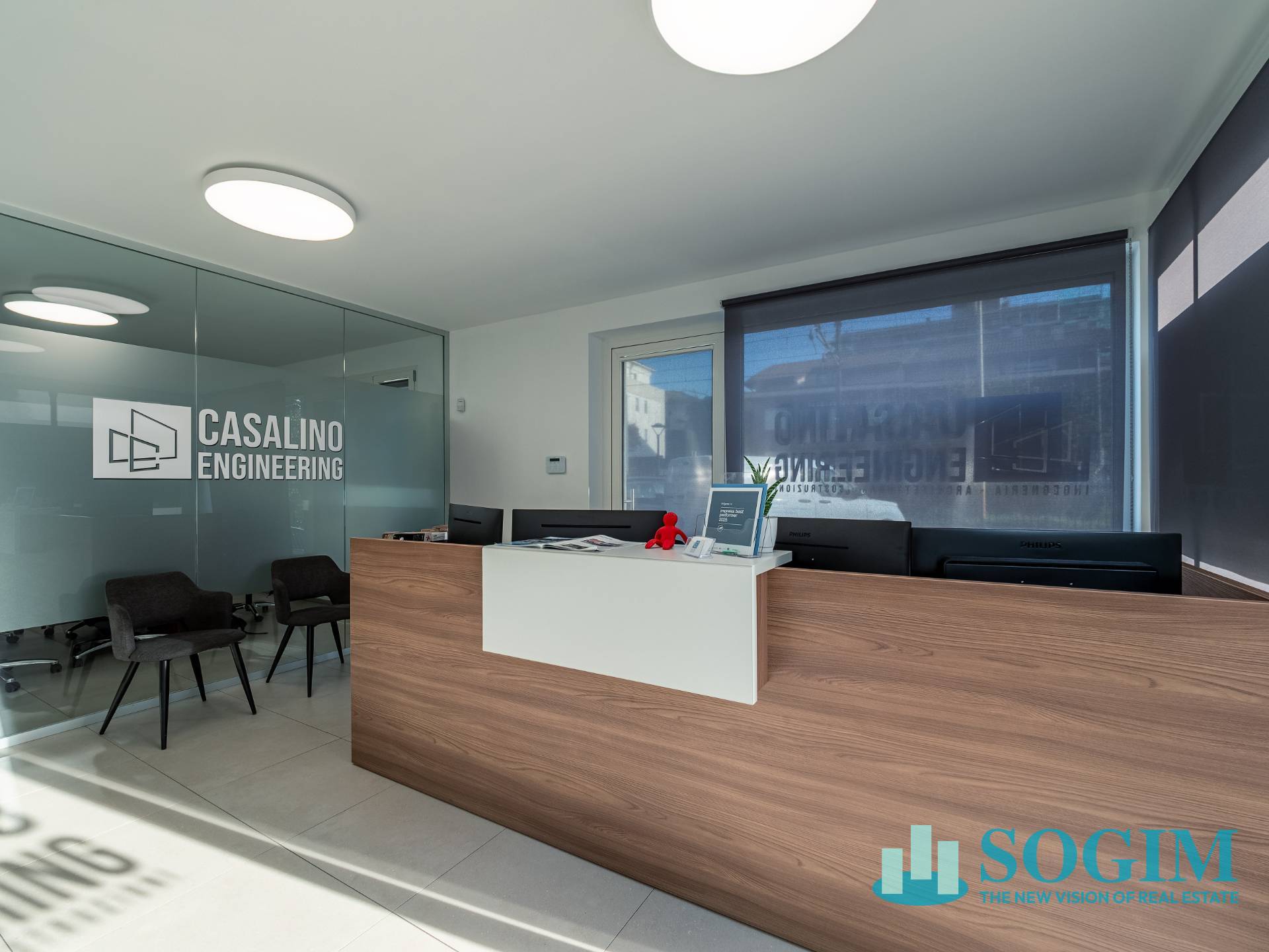 Ufficio in affitto a Mariano Comense