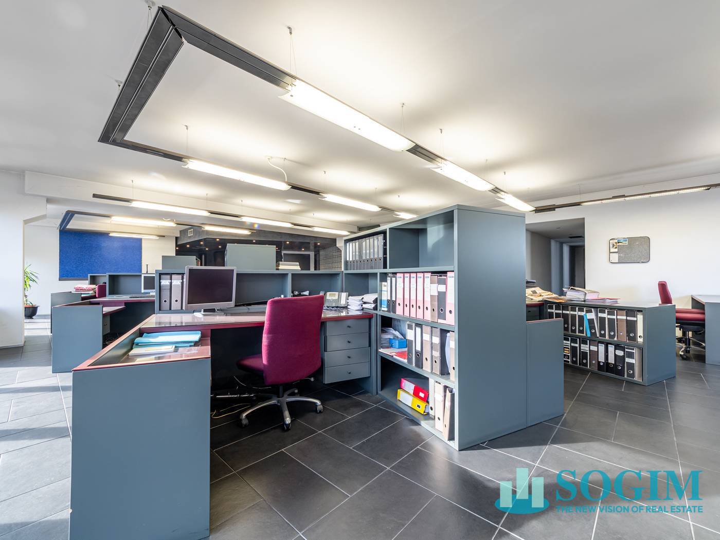 Capannone + Palazzina Uffici in vendita a Como