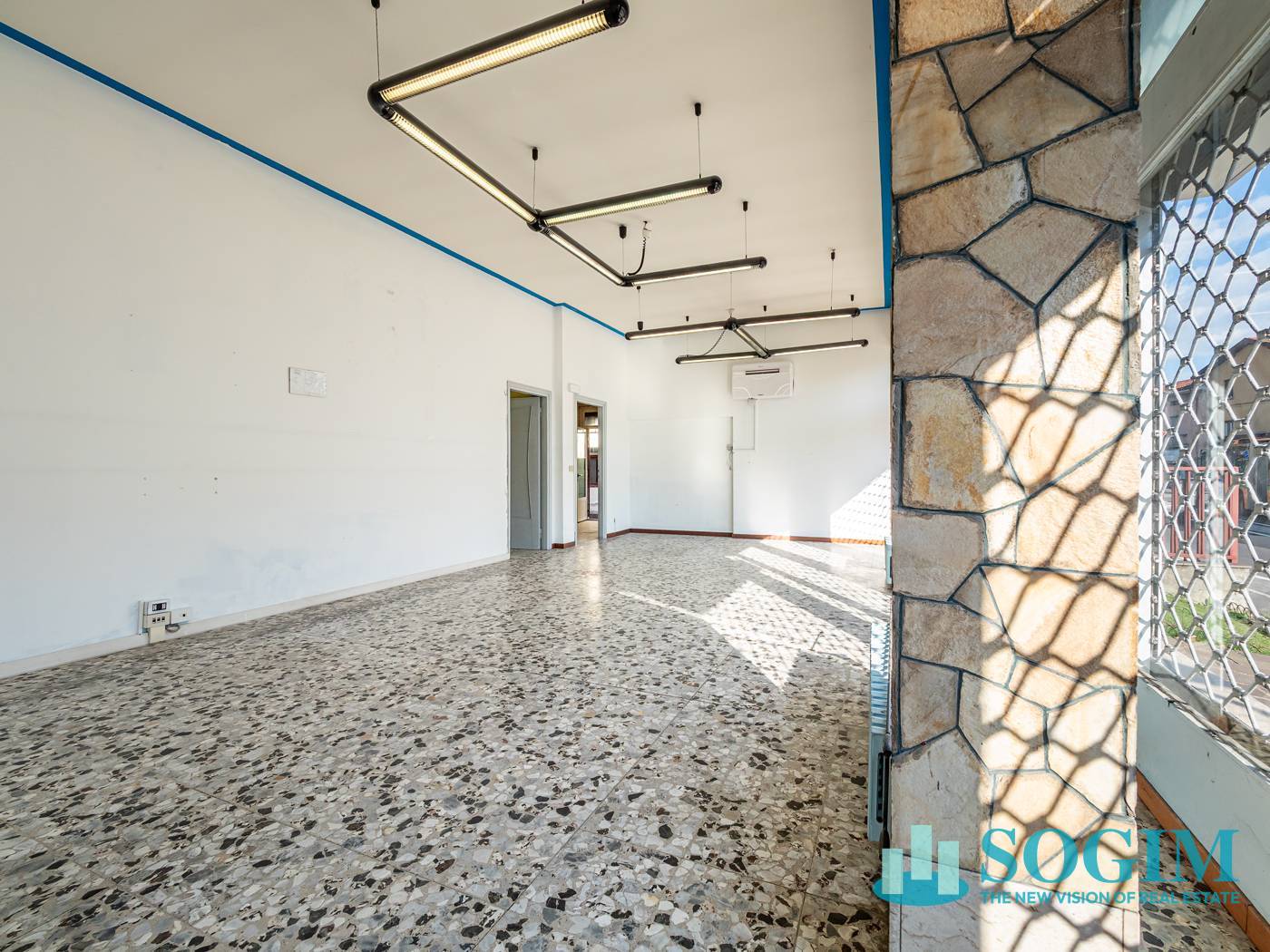 Immobile commerciale in affitto a Como, Rebbio