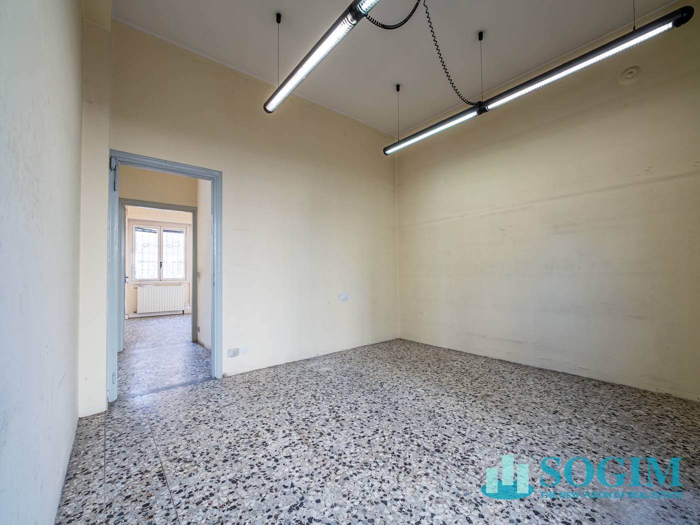 Immobile commerciale in affitto a Como, Rebbio