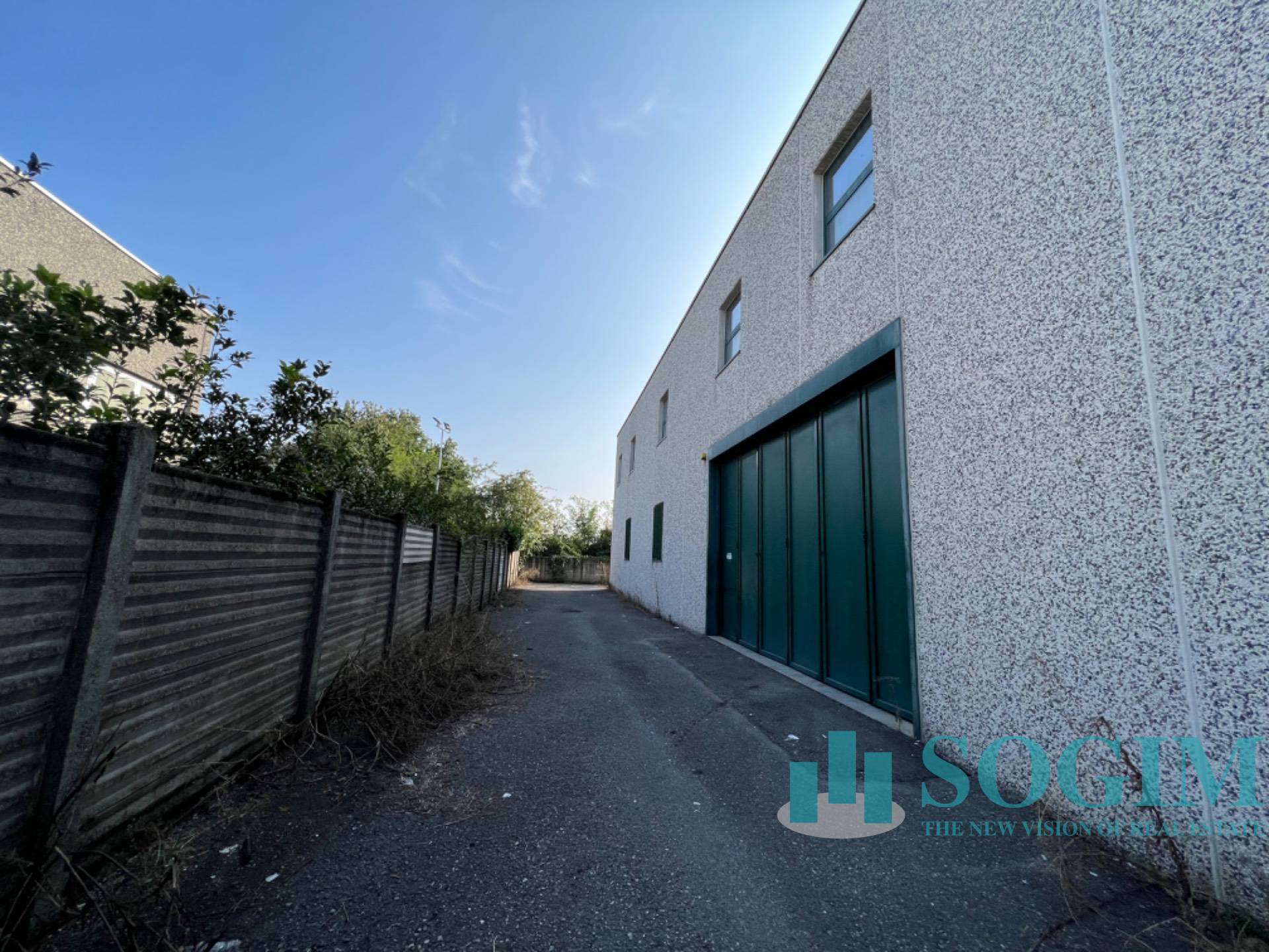 Capannone in affitto a Mariano Comense