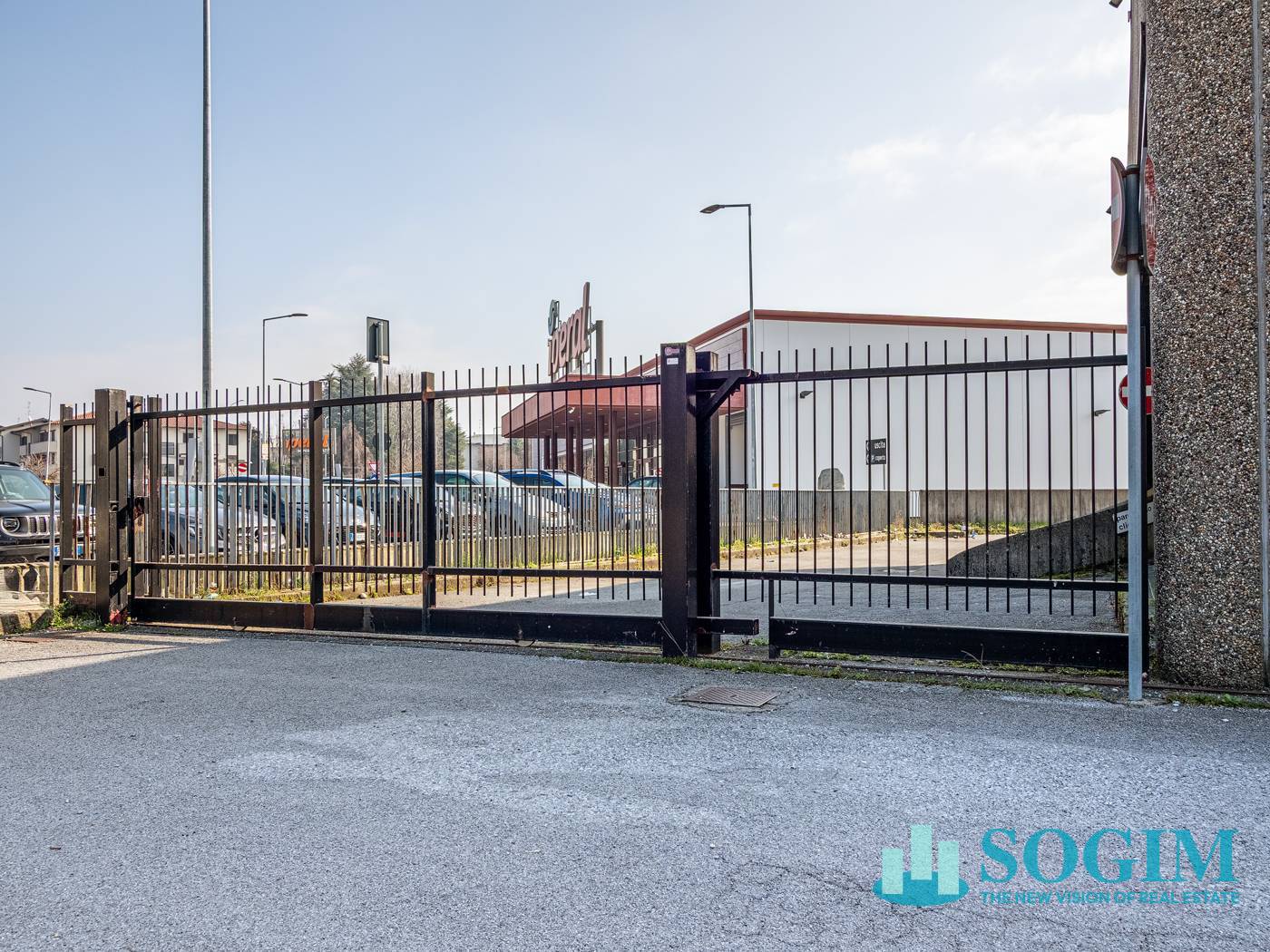 Immobile commerciale in vendita a Arosio