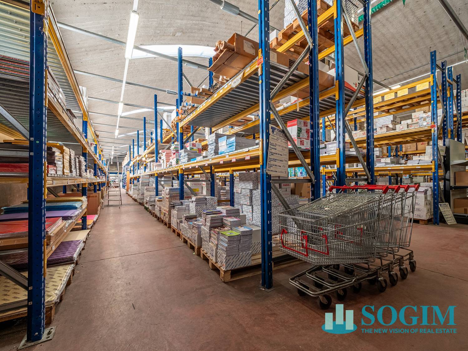 Immobile commerciale in vendita a Como