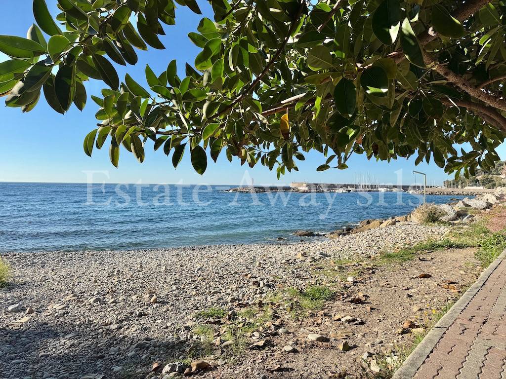 Appartamento in vendita a Bordighera