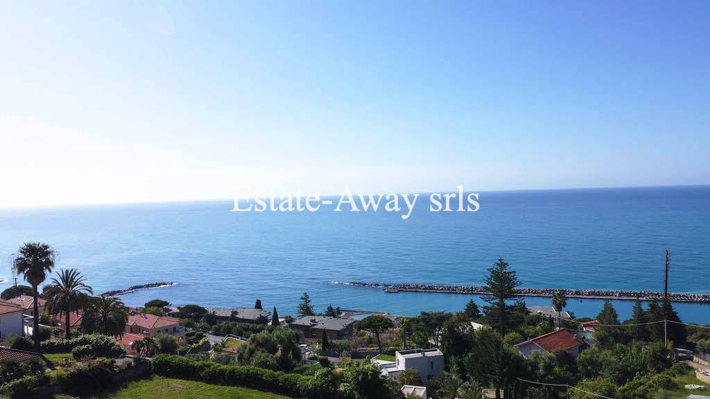 Villa in vendita a Ospedaletti