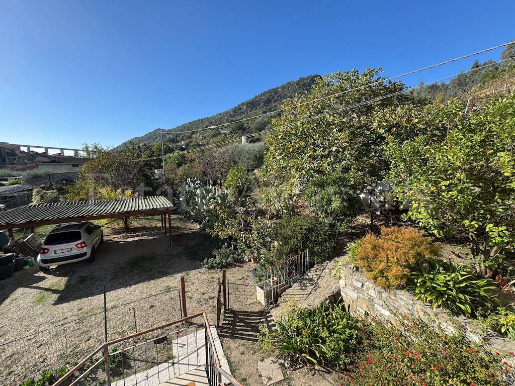 Casa singola in vendita a Vallecrosia, Vallecrosia Alta