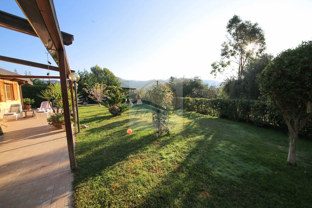 Villa in vendita a Camporosso