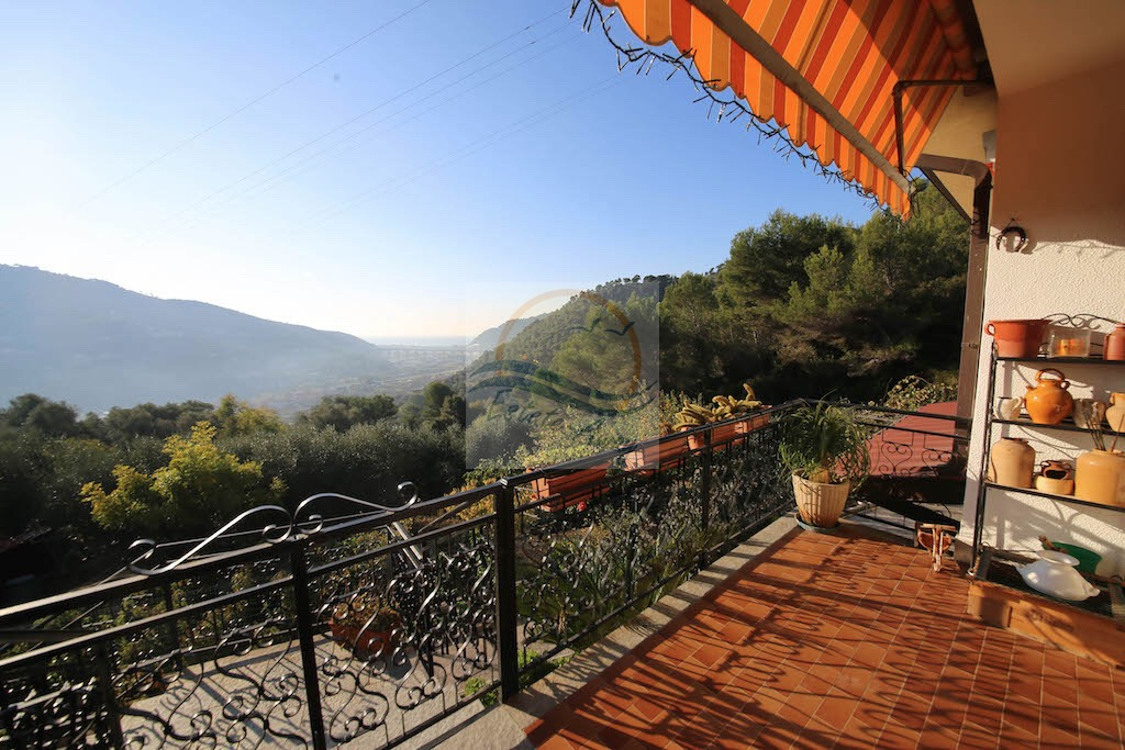 Villa in vendita a Camporosso