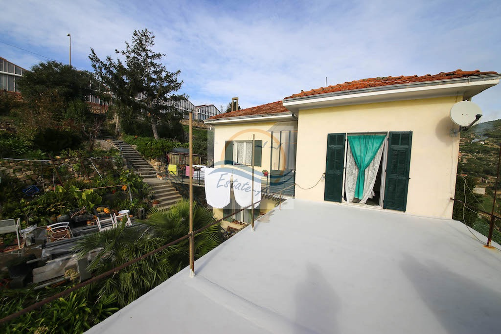 Villa in vendita a Bordighera