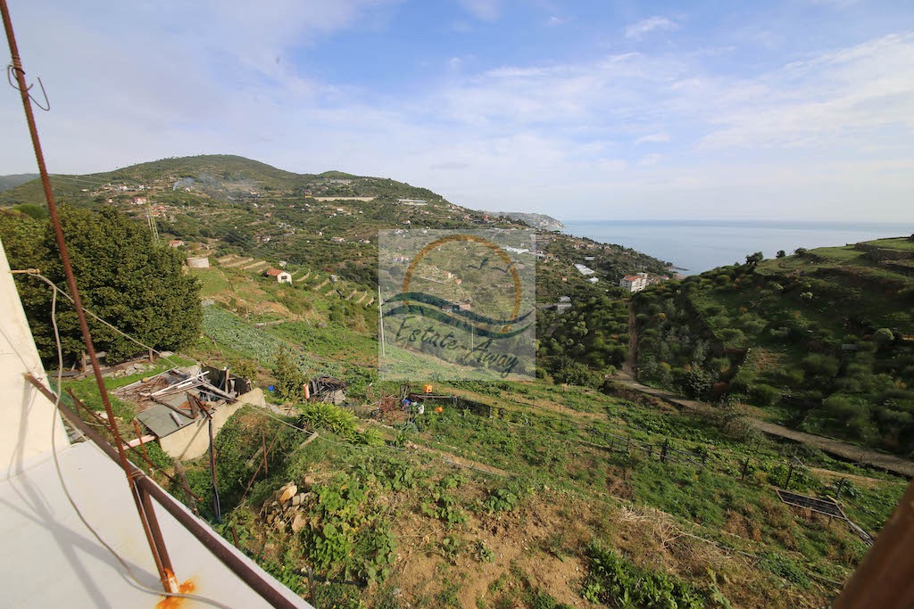 Villa in vendita a Bordighera