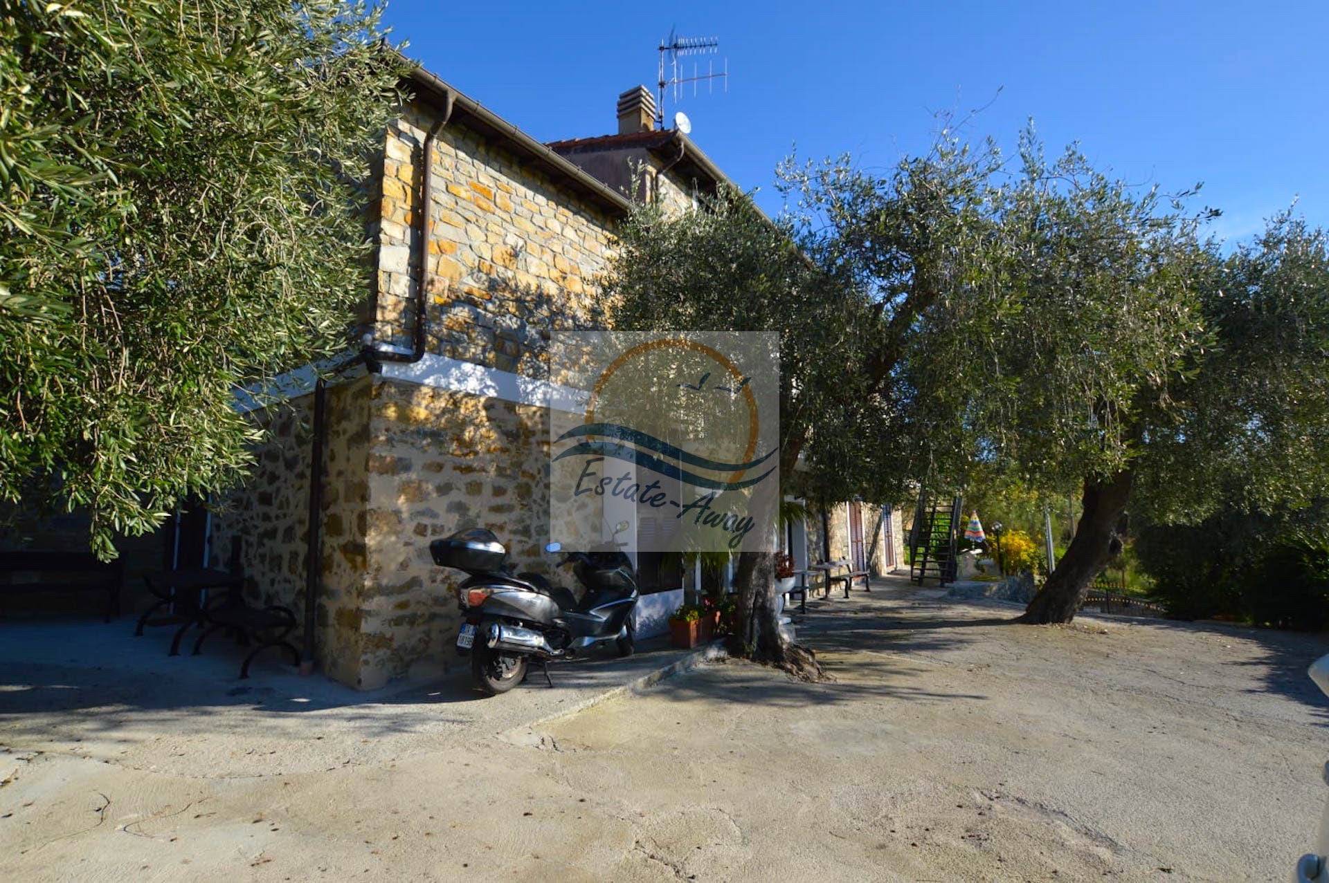 Villa in vendita a Bordighera