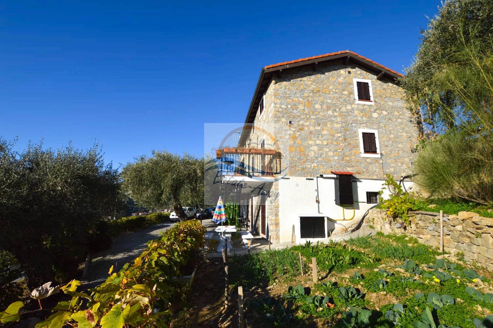 Villa in vendita a Bordighera